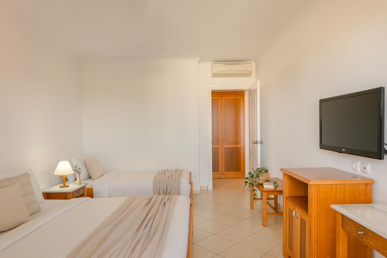 Apartment Superior Garden View