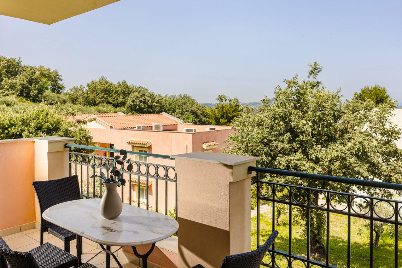 Apartment Superior Garden View