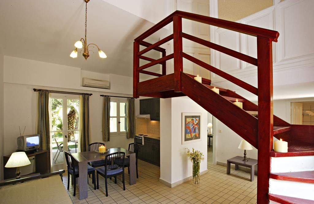 Family Room Superior