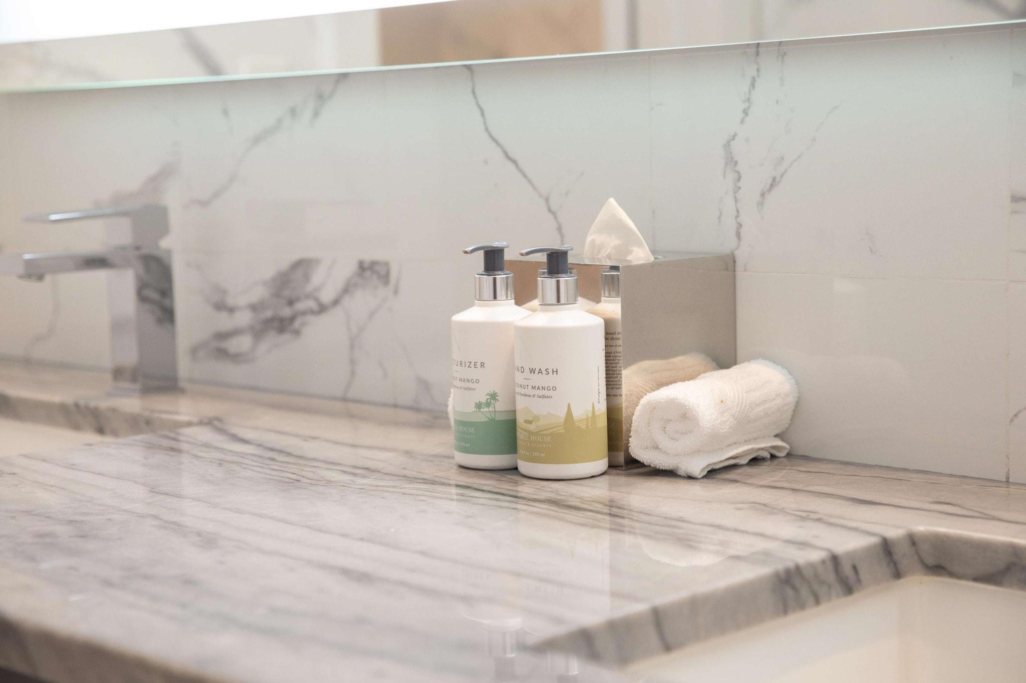 Double Accessible with Views