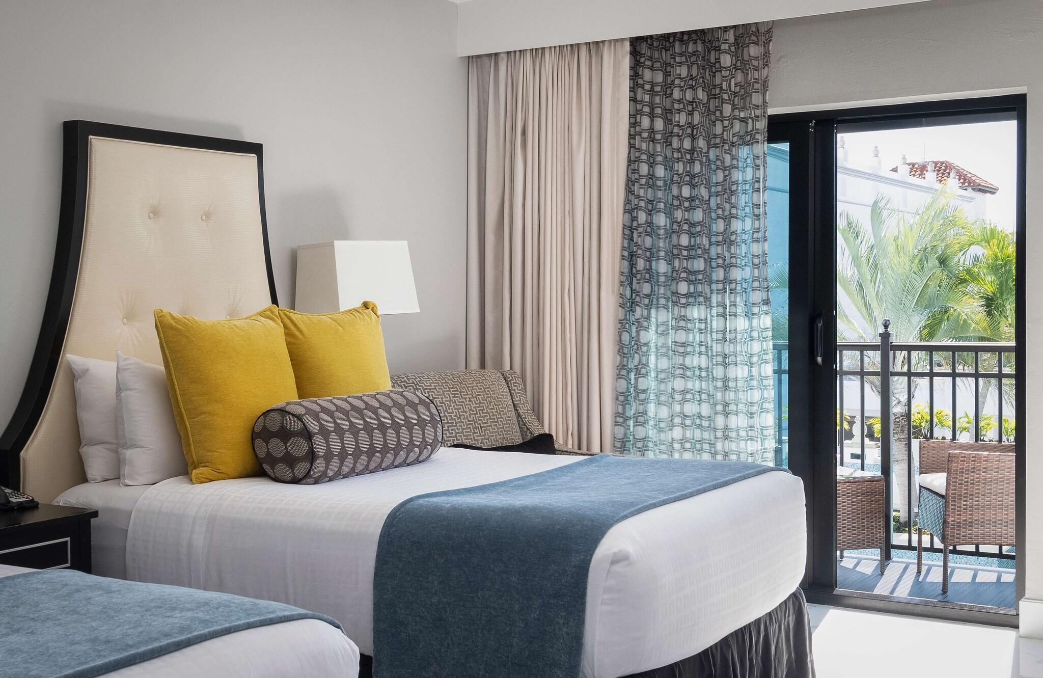 Double Deluxe Pool View