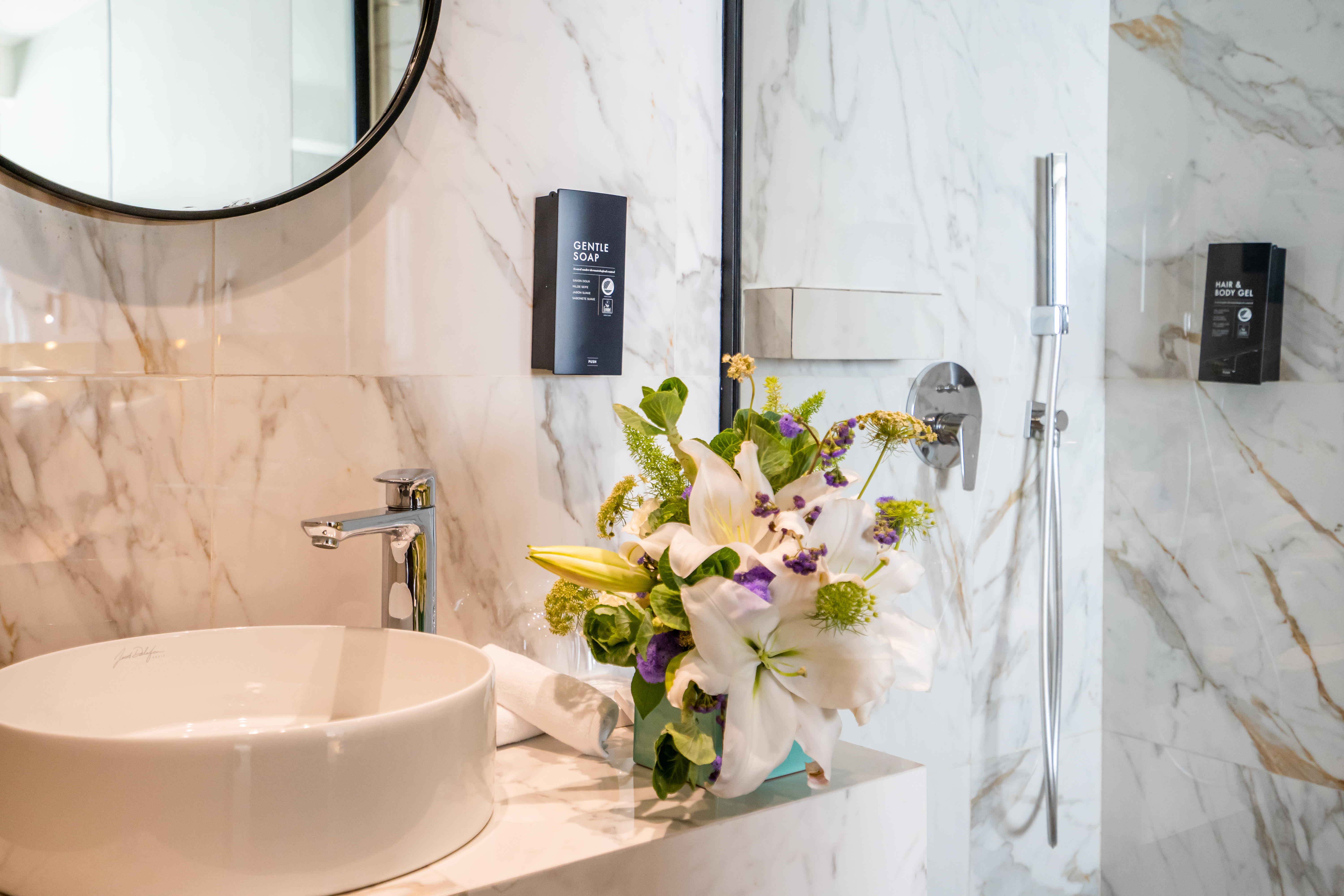 Double Deluxe Two Beds