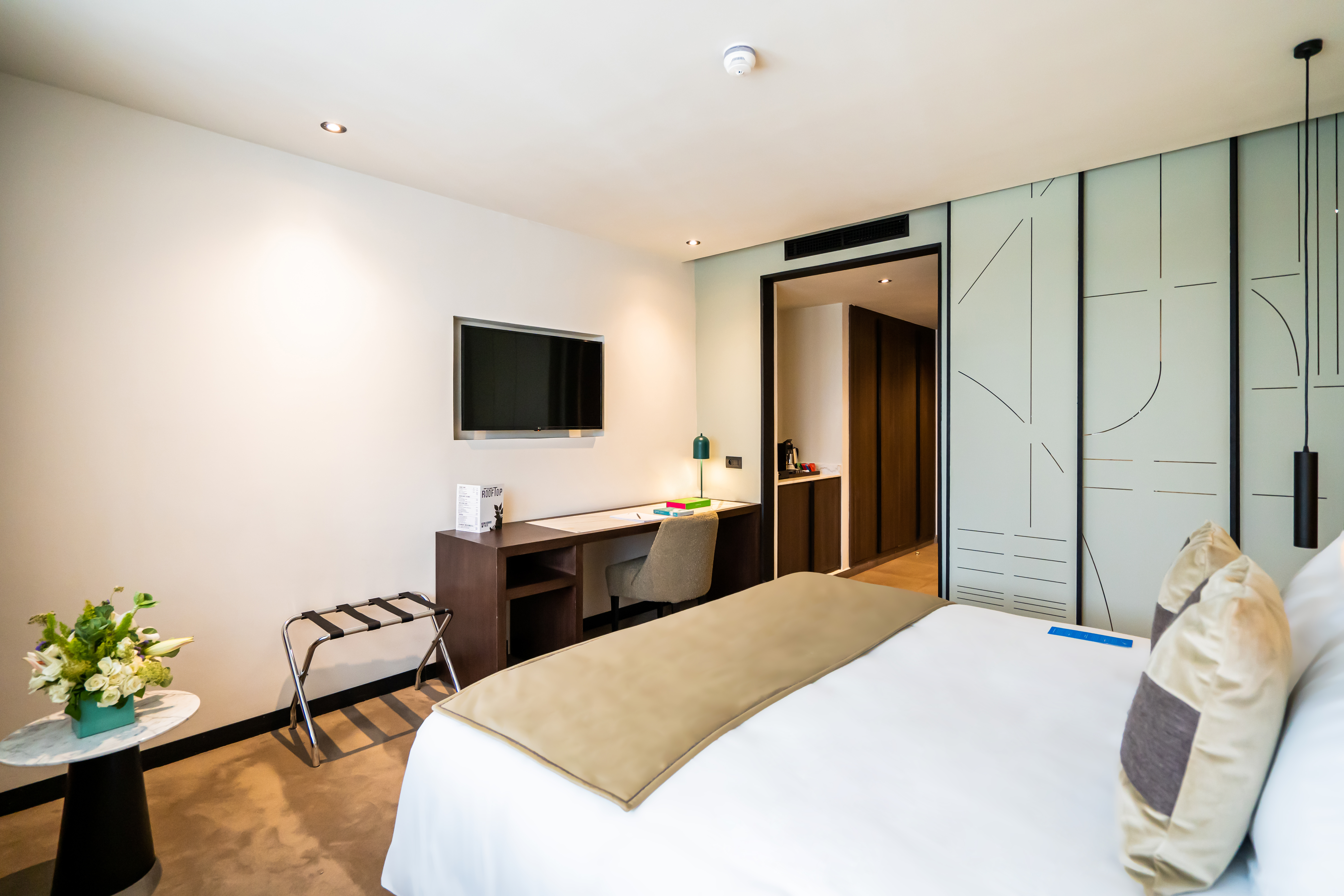 Double or Twin Executive