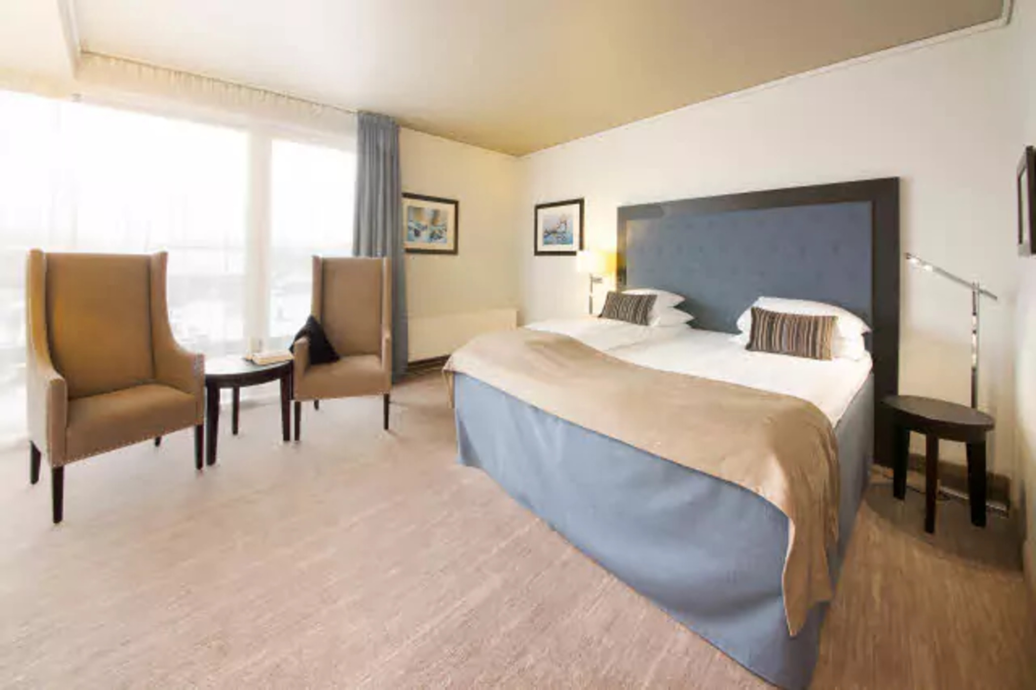 Double Superior King Bed