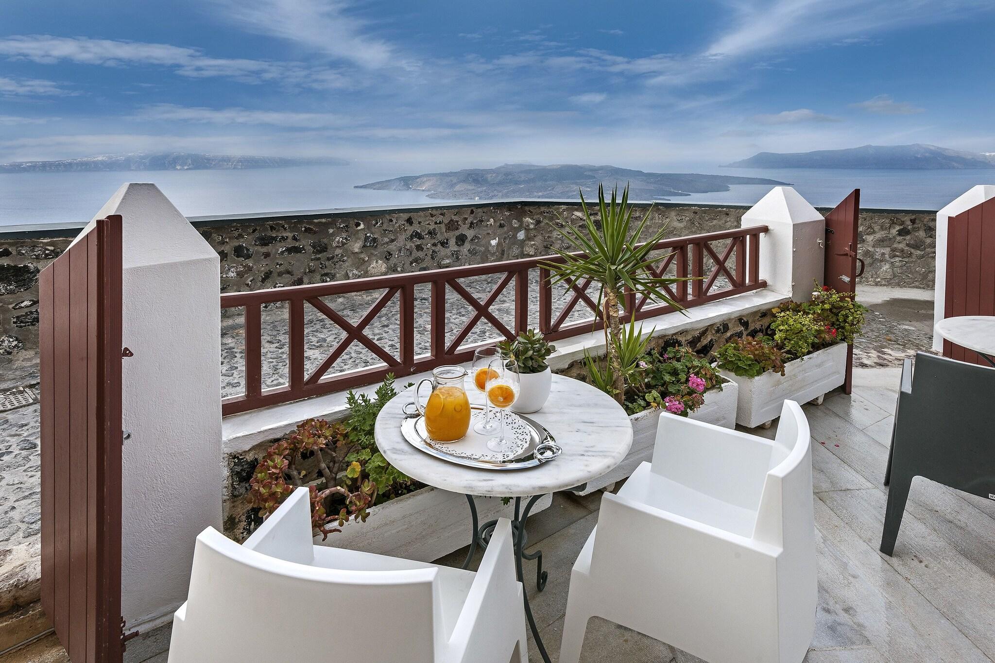 Double Queen Size Bed