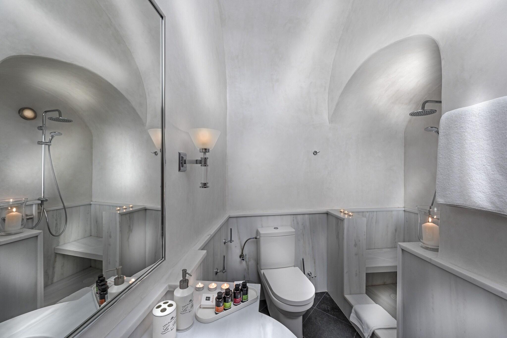 Double Sea View King Bed