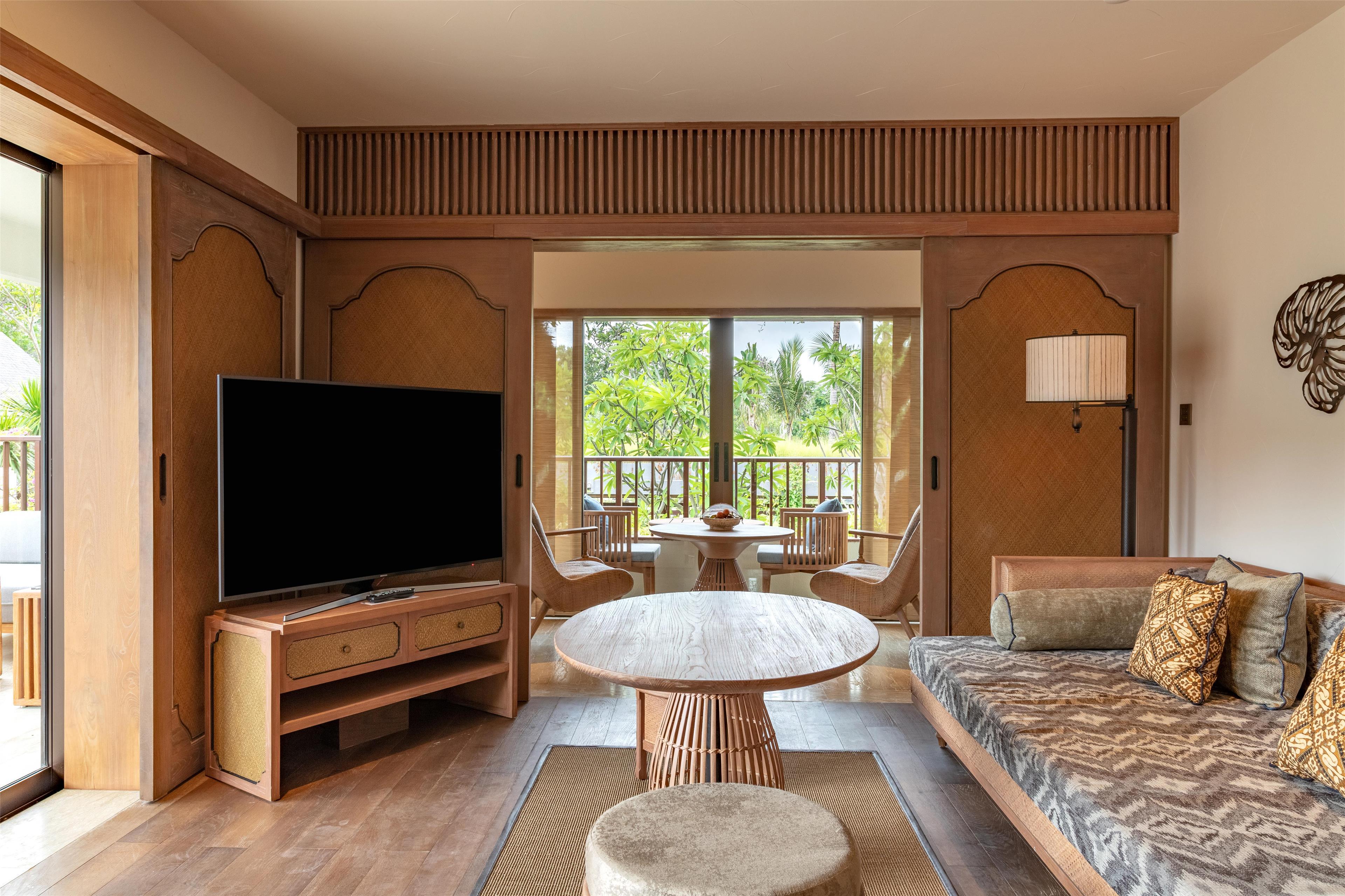 Double King Size Bed