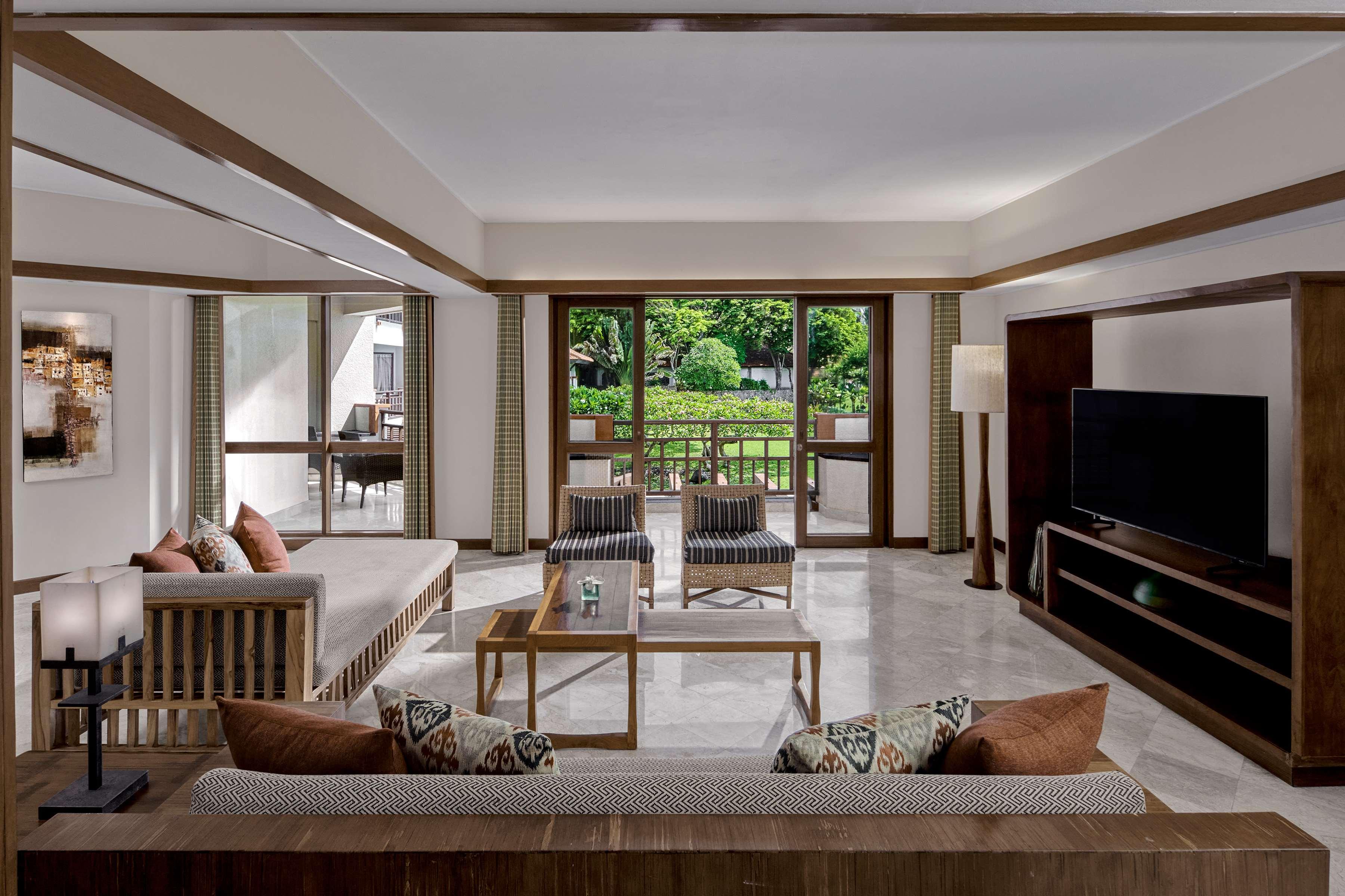 Double Executive King Bed