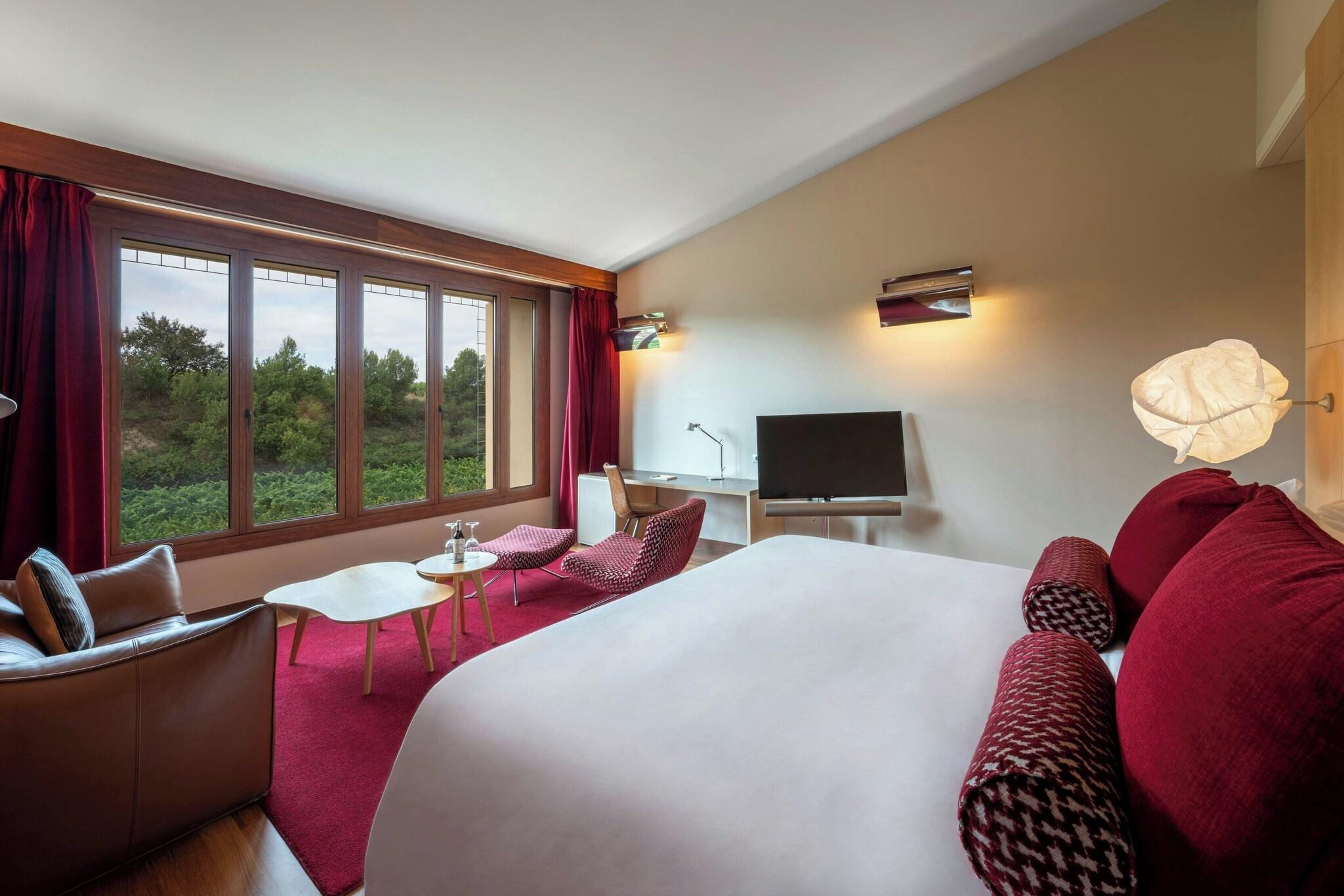 Double Deluxe with Views