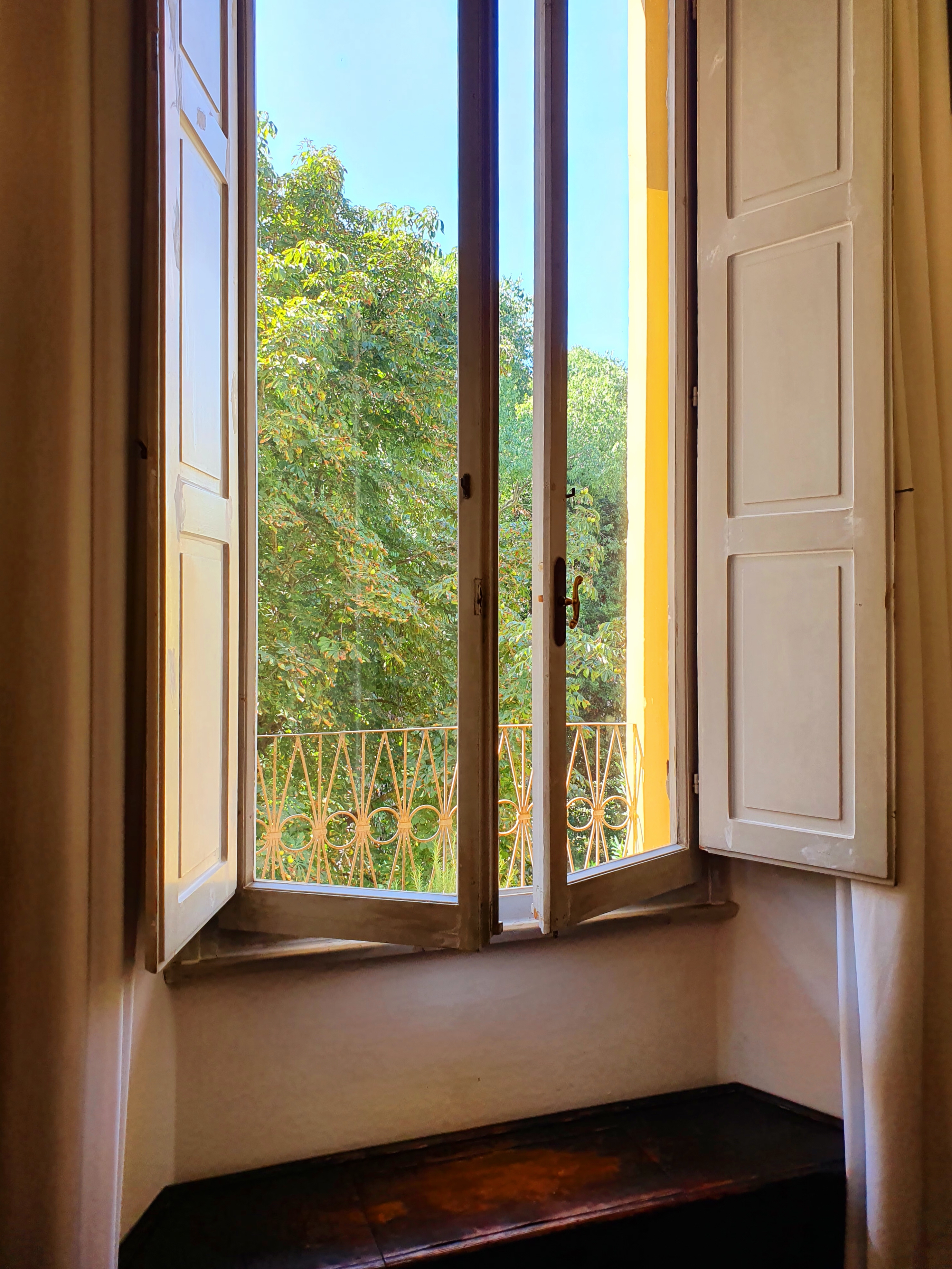 Junior Suite with Balcony