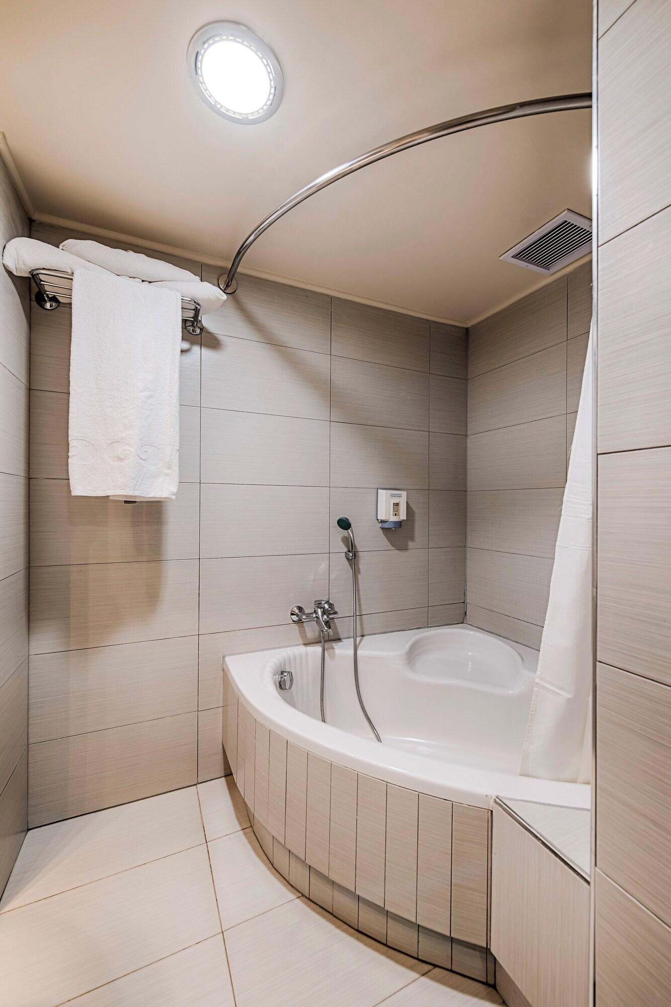 Family Room Superior