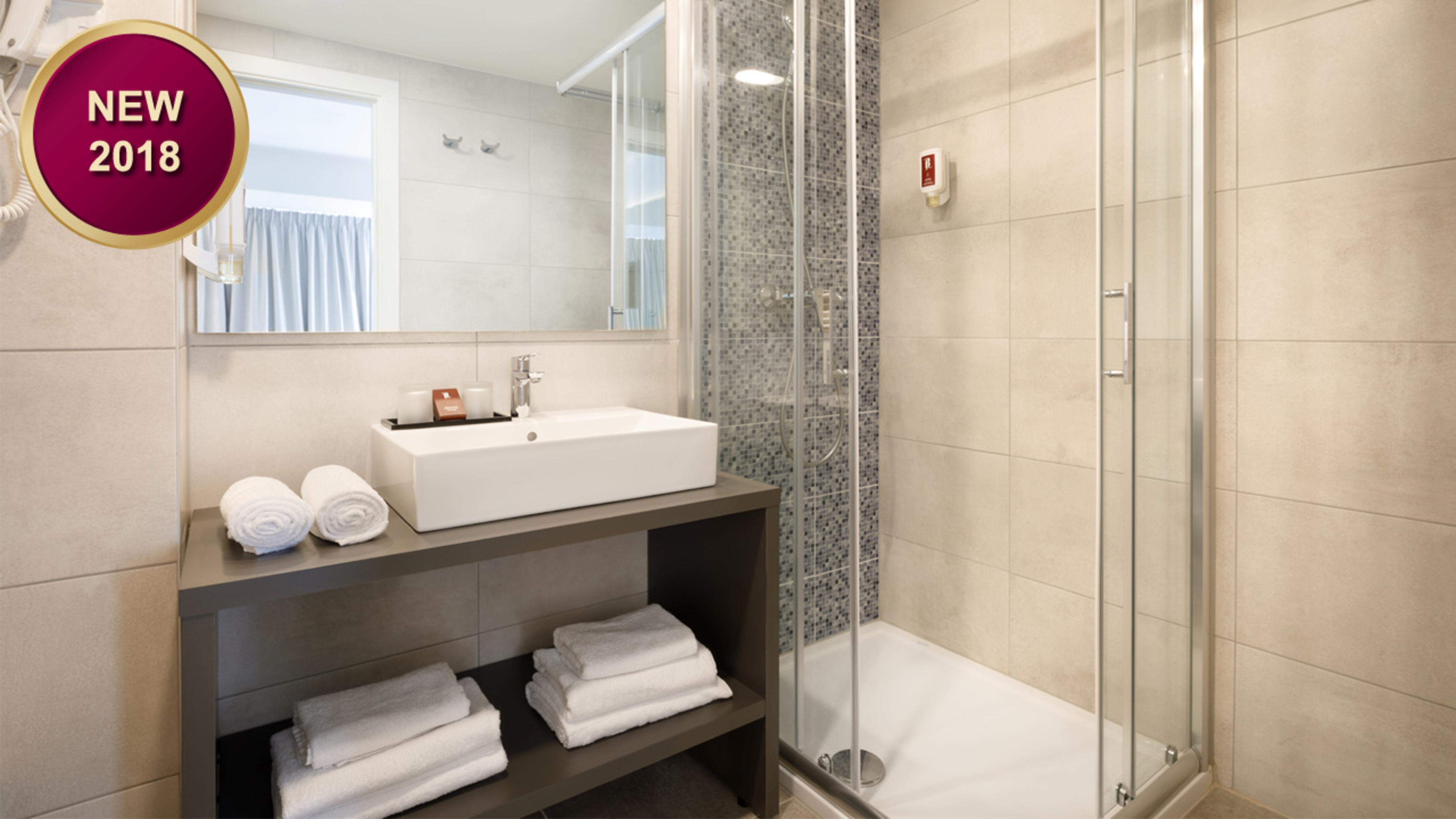 Double or Twin Superior Sea View