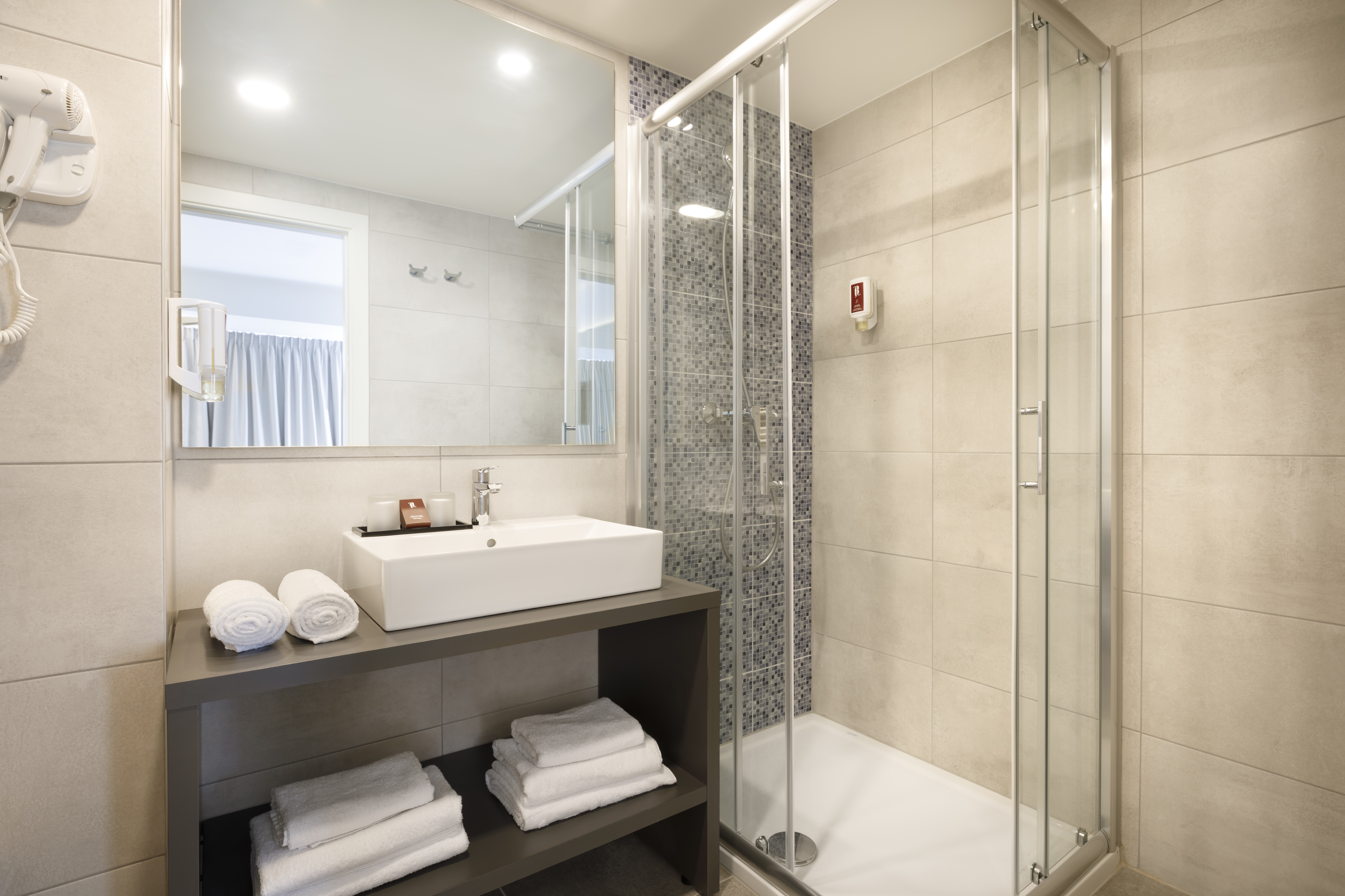 Twin Premium Sea View