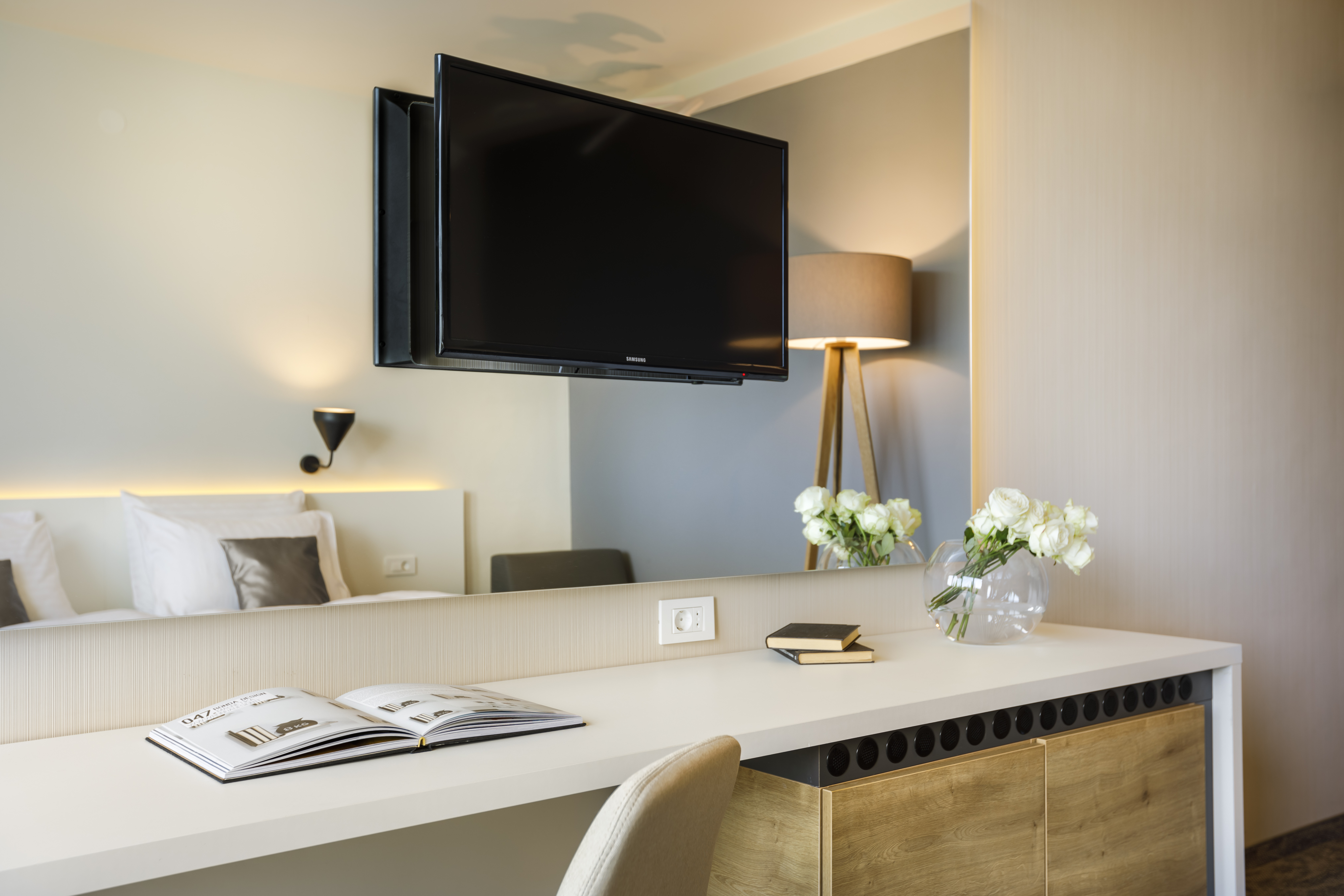 Twin Sea View with Balcony