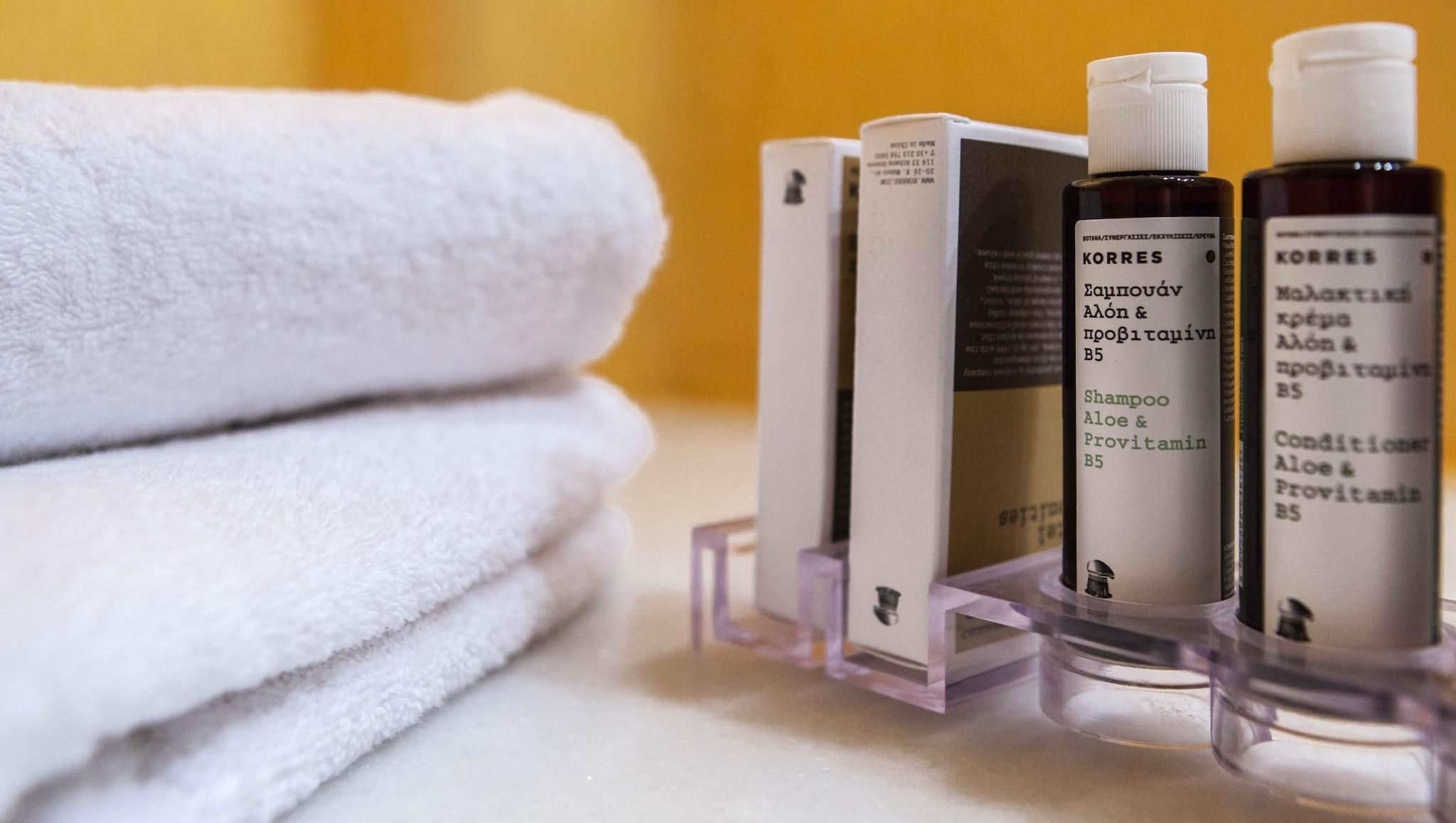 Suite Sea View King Bed