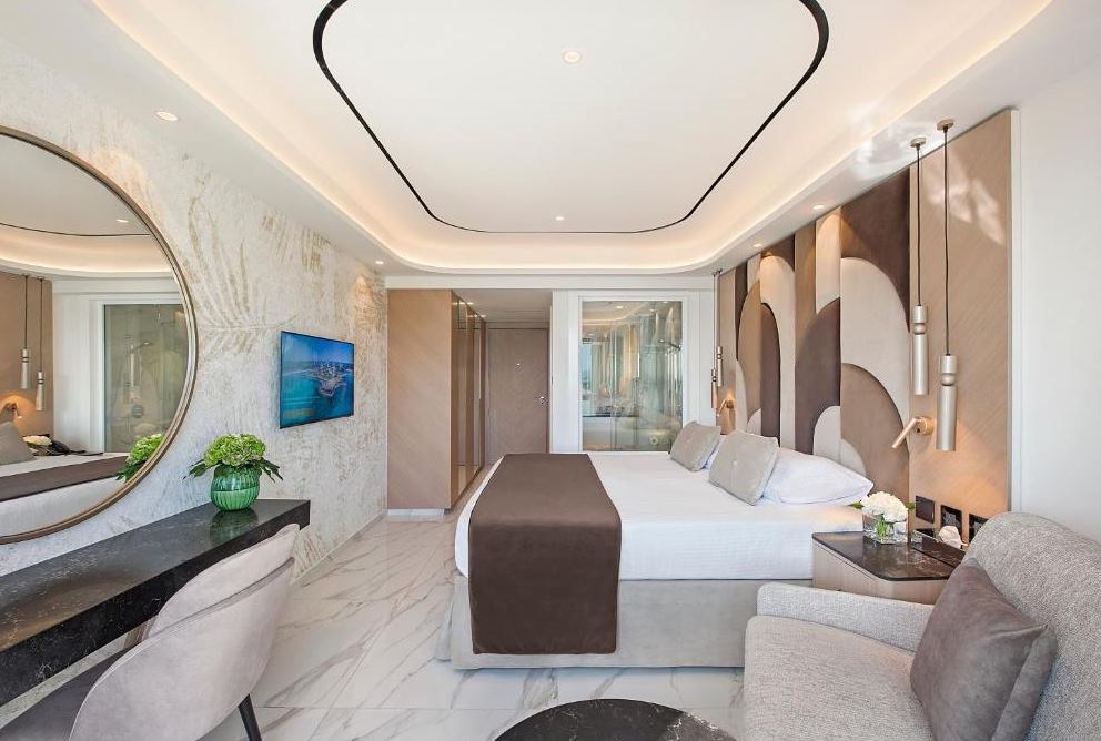 Double or Twin Standard