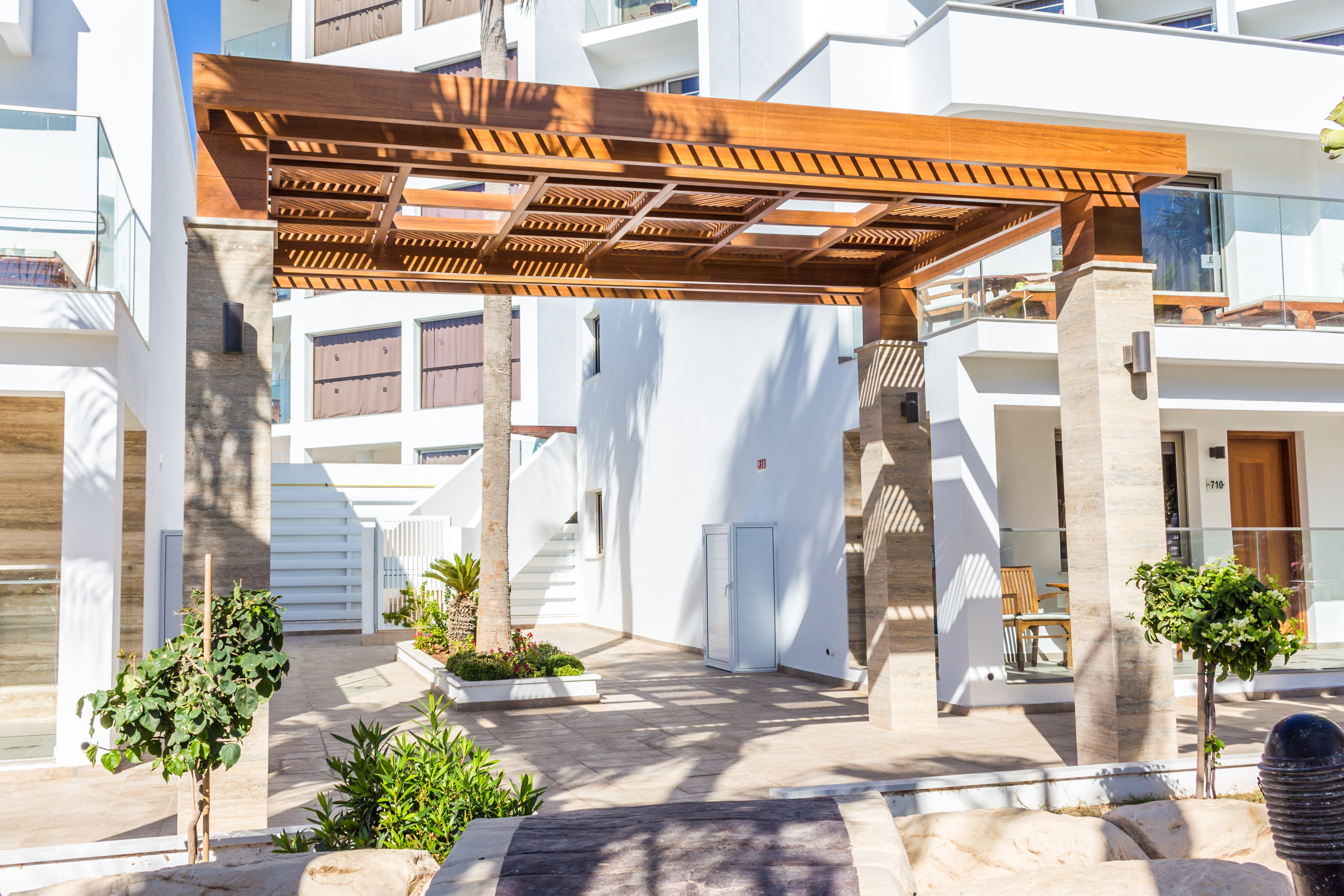 Suite Queen Size Bed