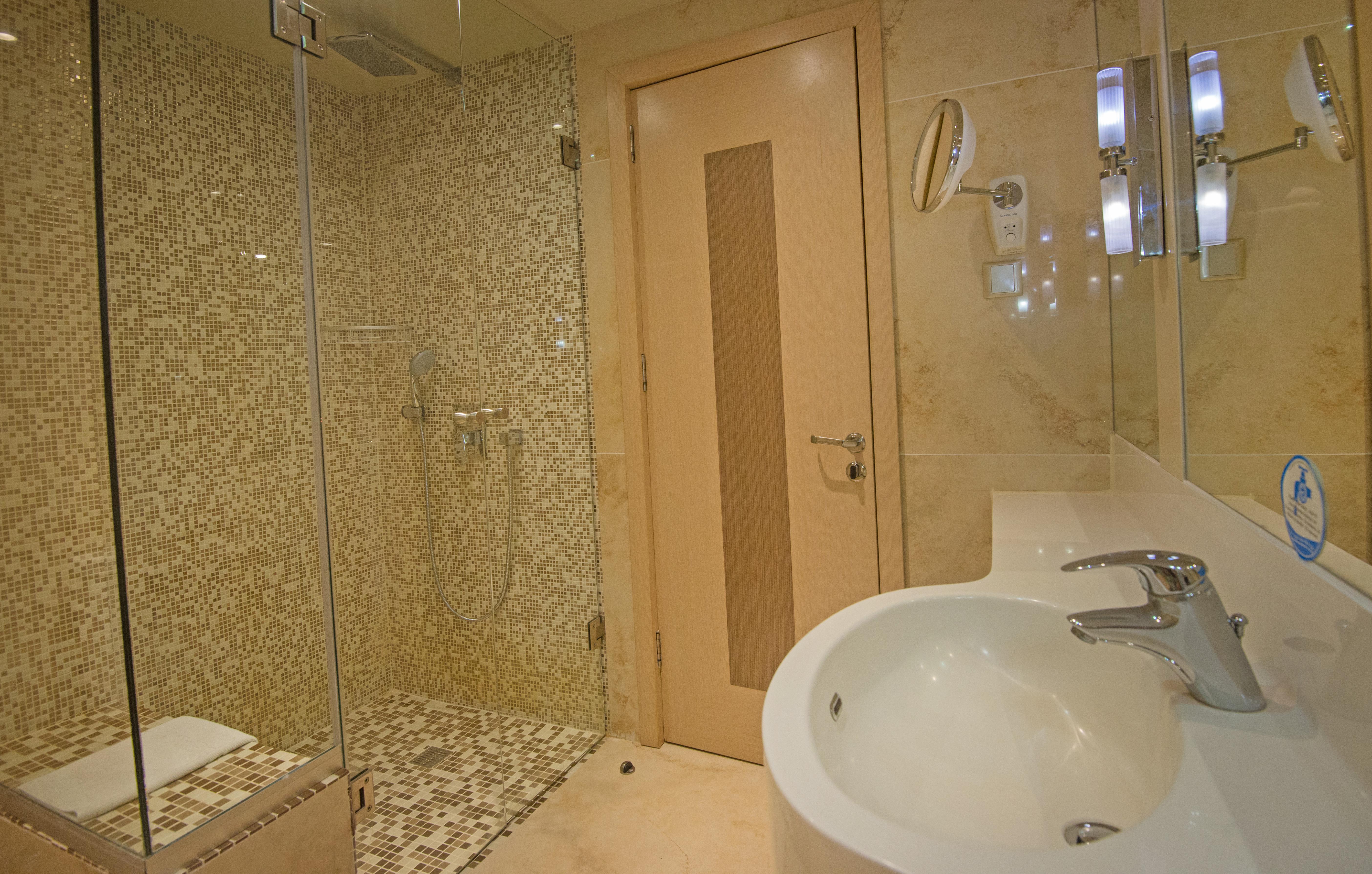 Double or Twin Superior