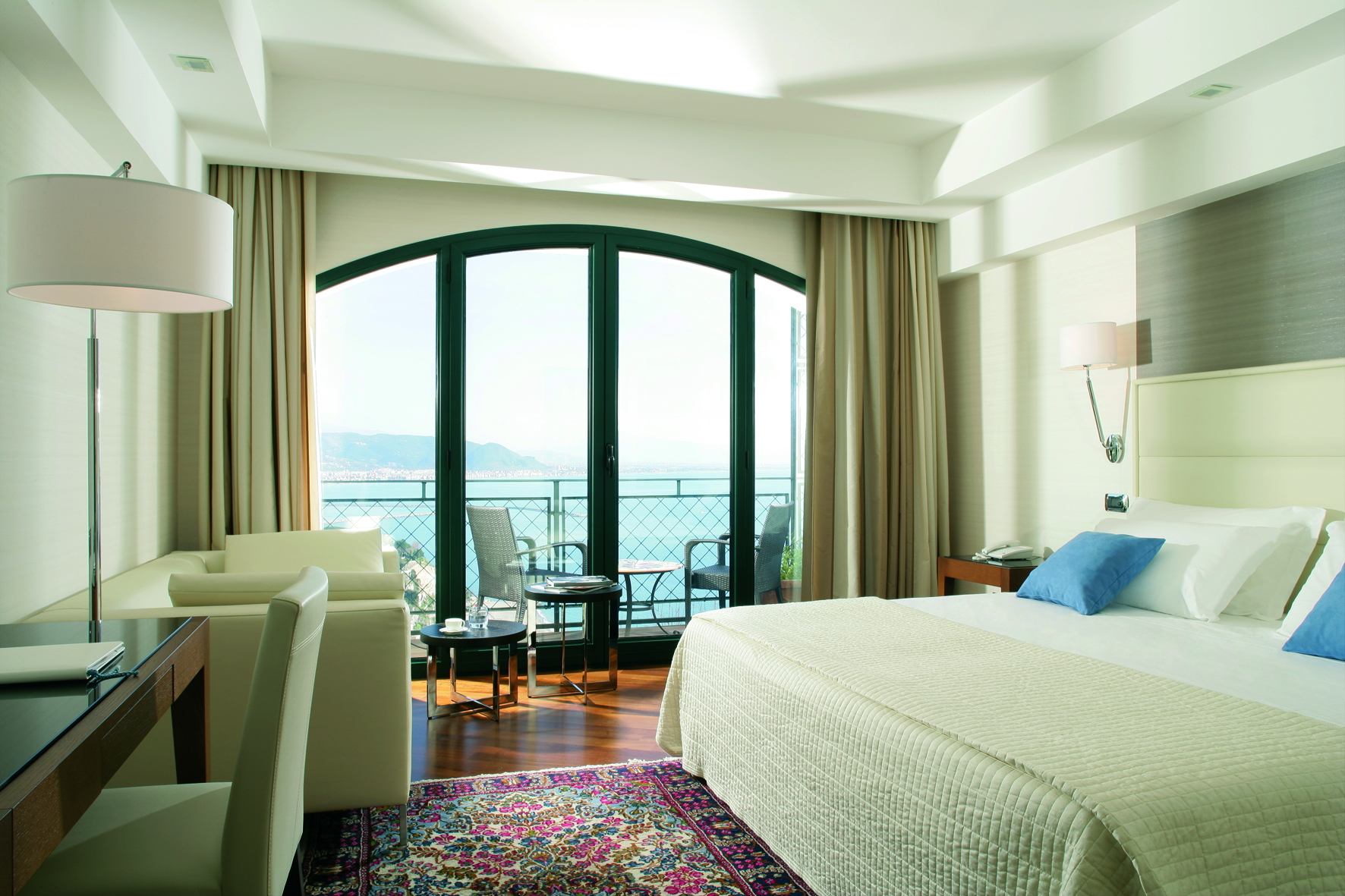 Double Deluxe Side Sea View