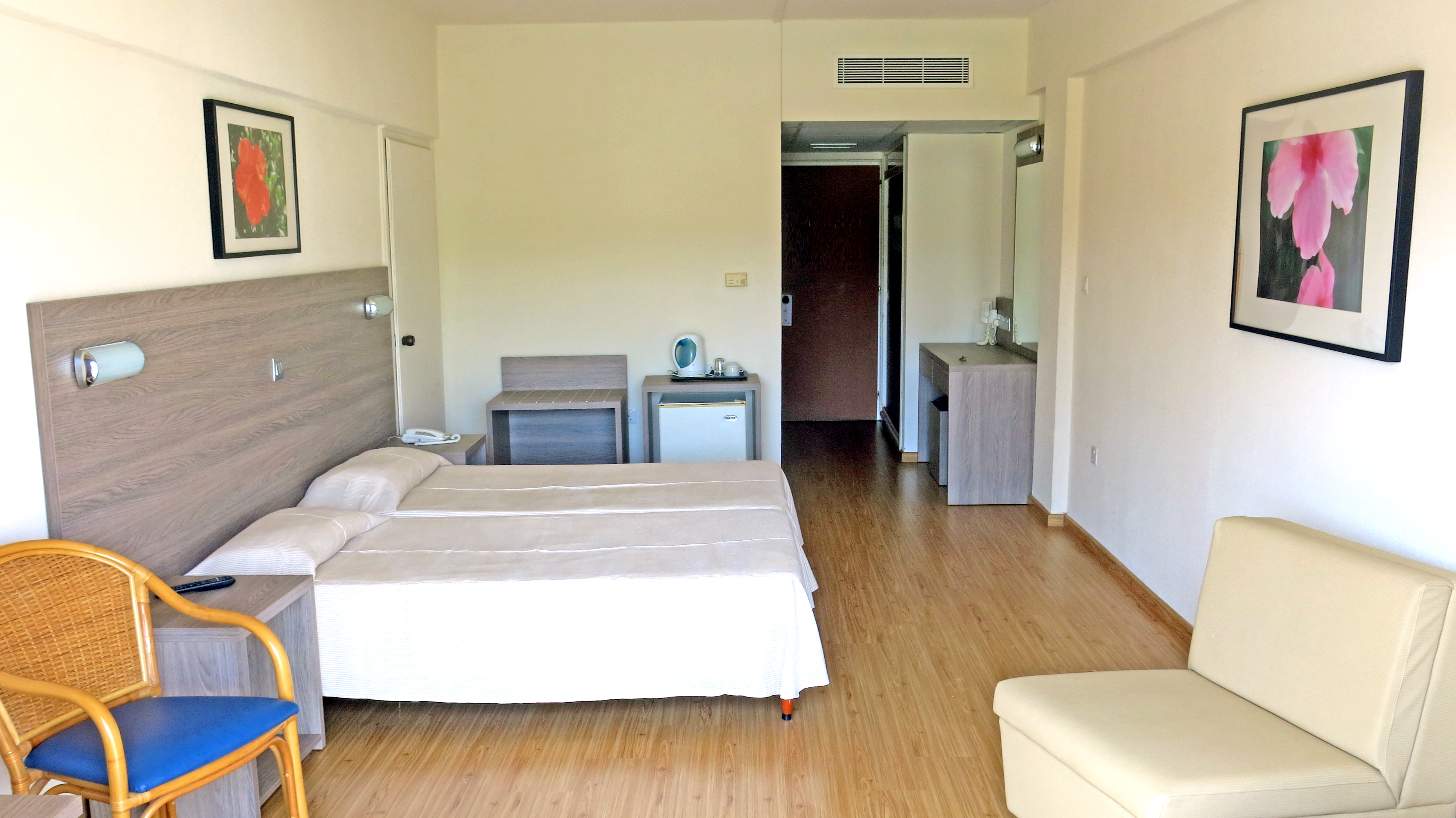 Family Room Garden View