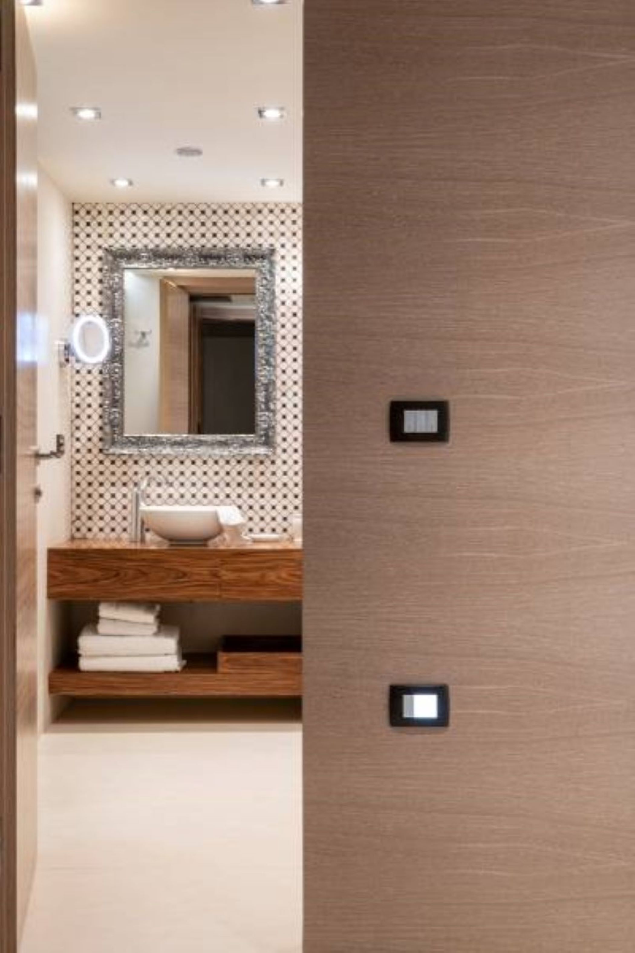 Double or Twin with Private Pool