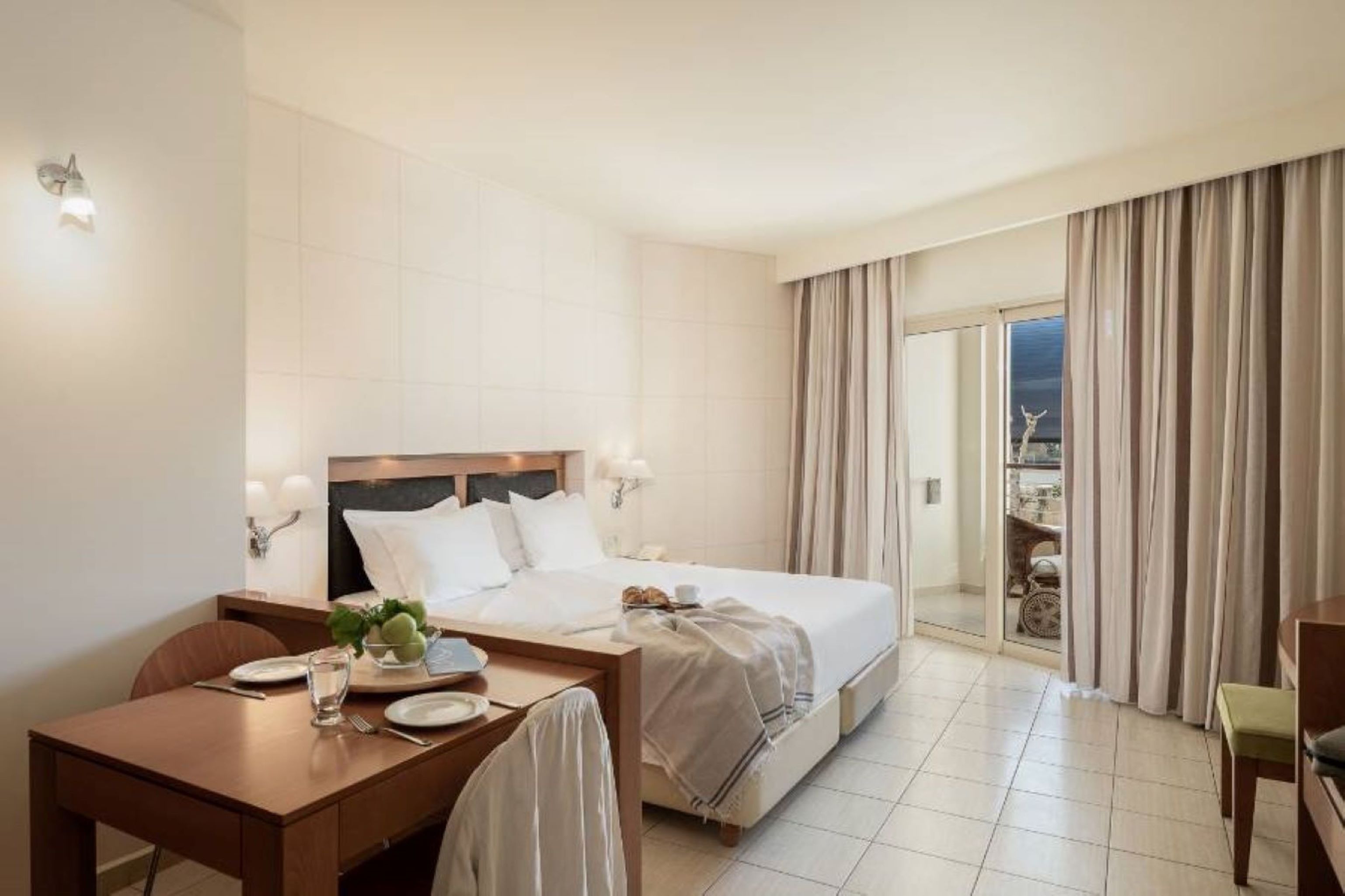 Double or Twin Standard