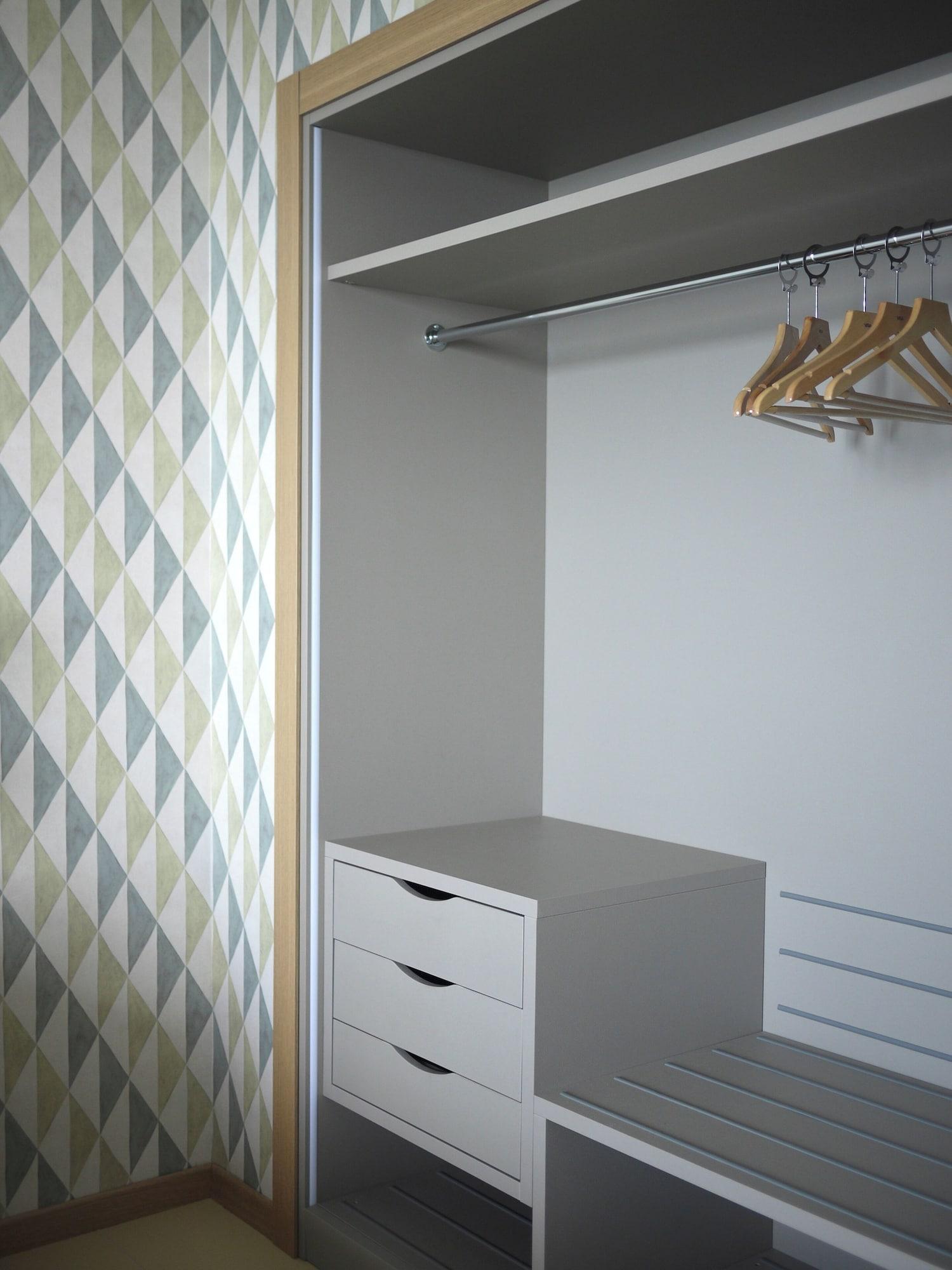 Double Single Superior with Double Bed