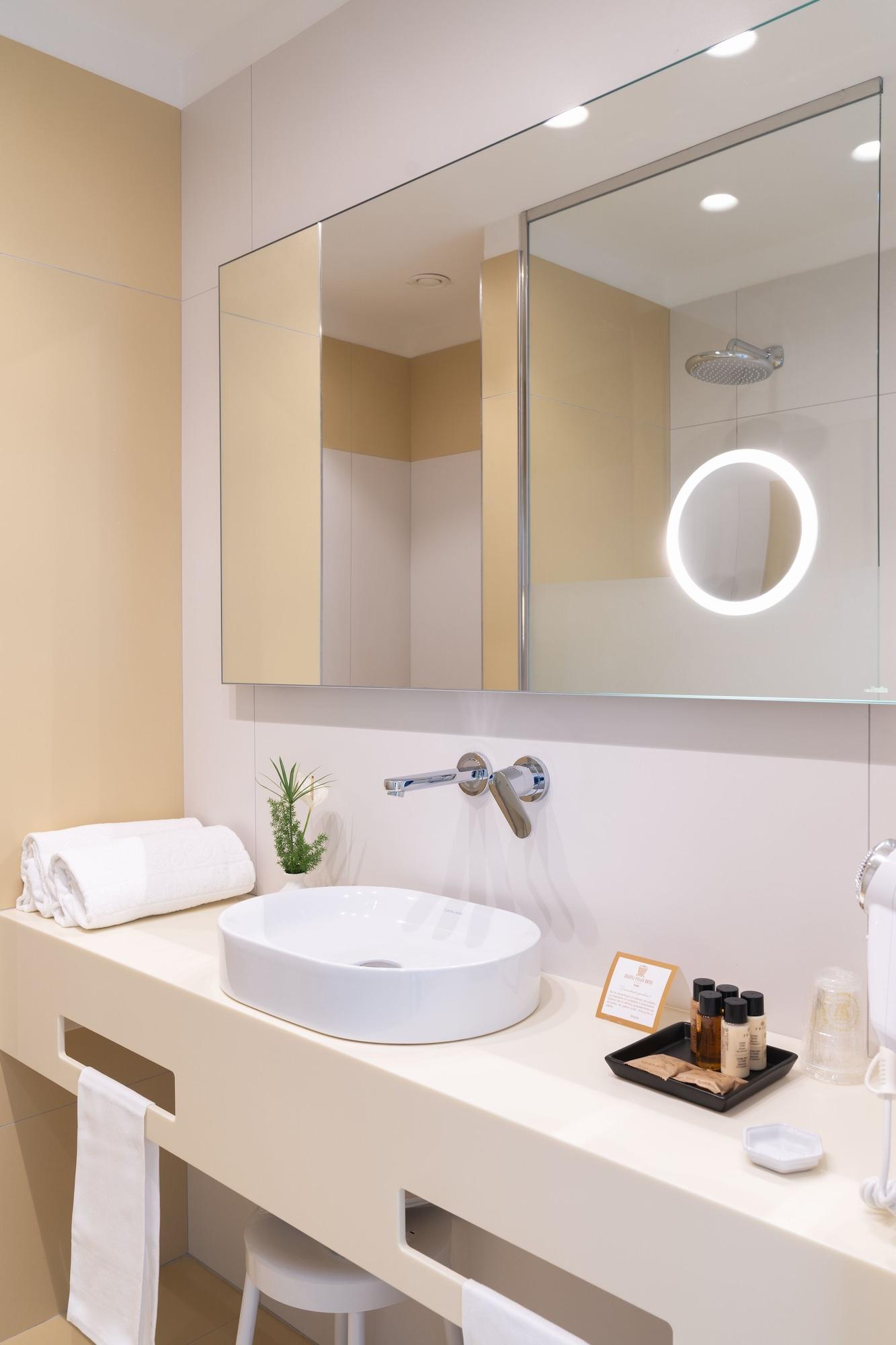 Double Superior with Double Bed