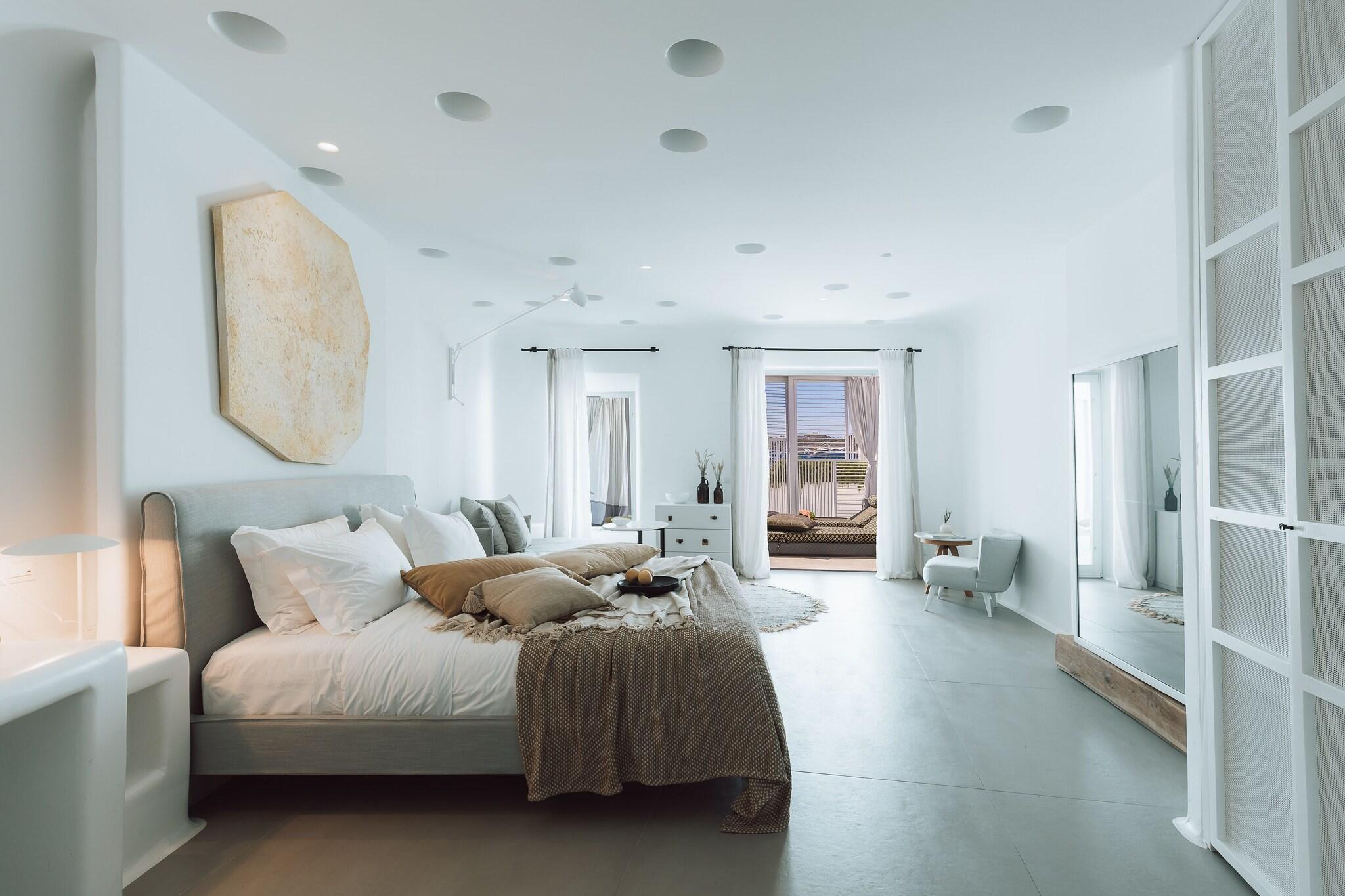 Suite Beach Front with Private Pool