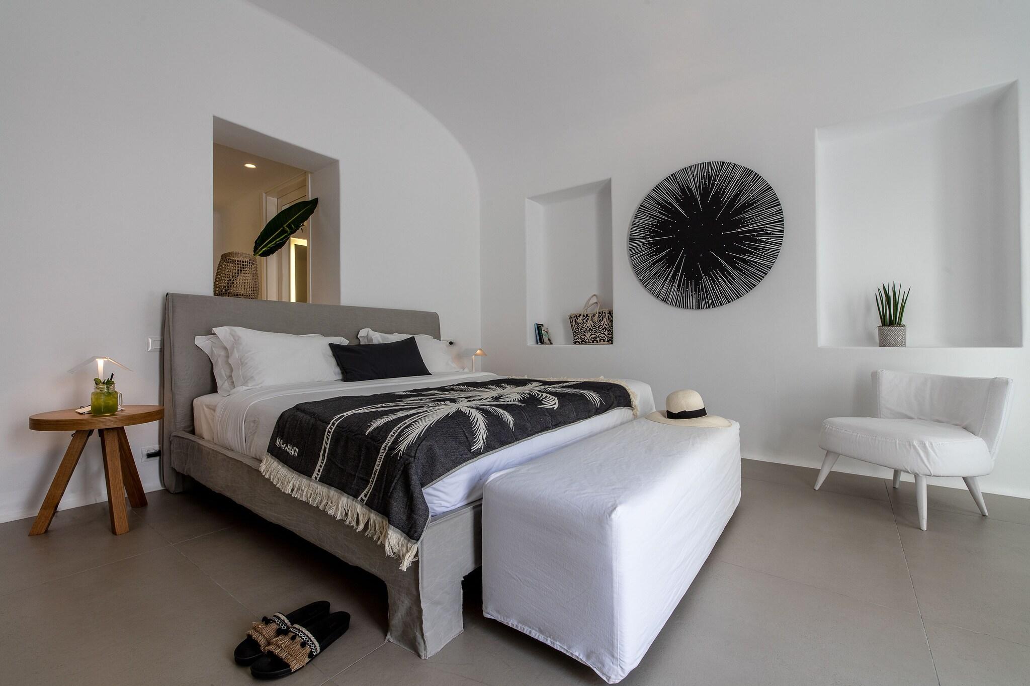 Studio King Size Bed