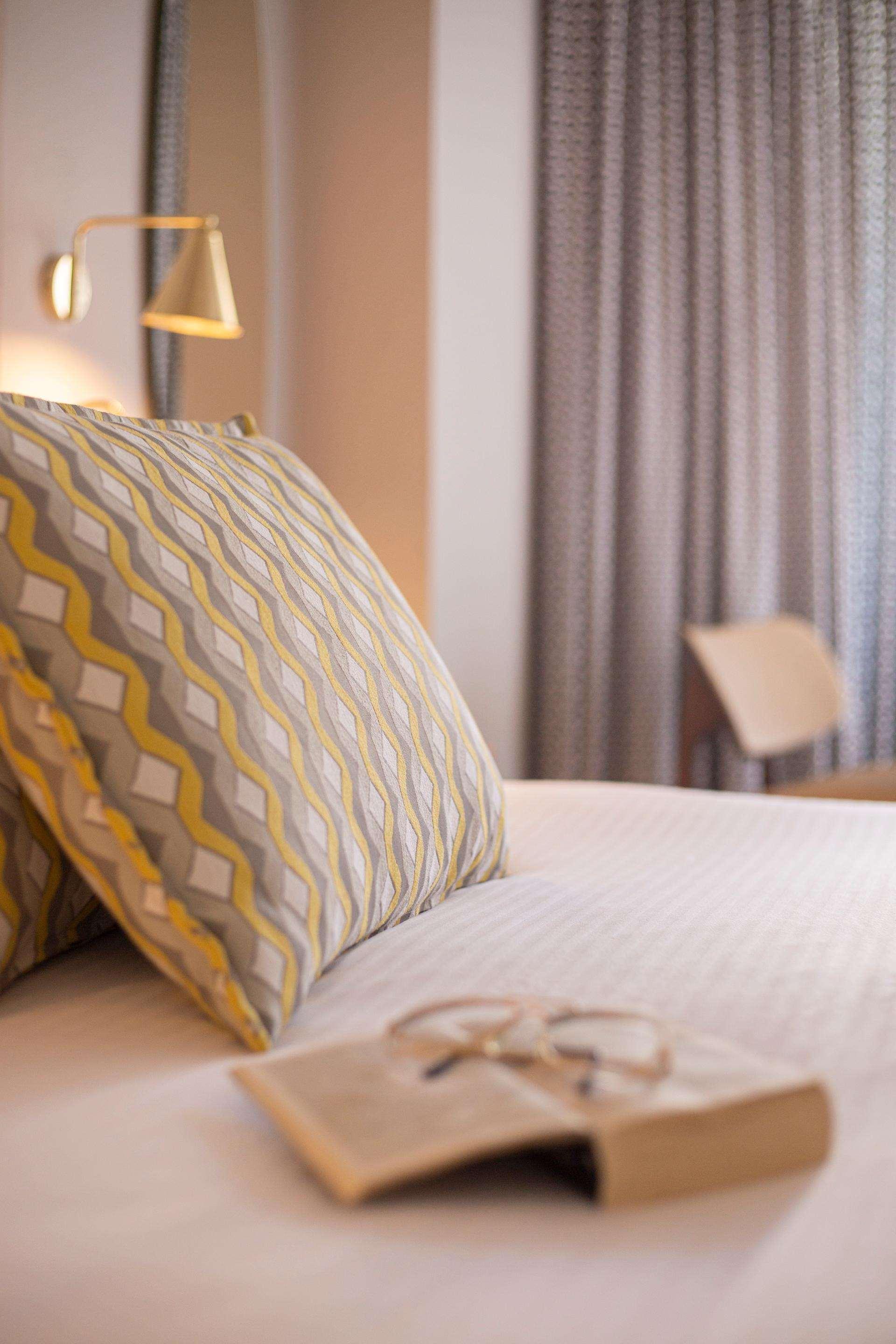 Double or Twin Side Sea View