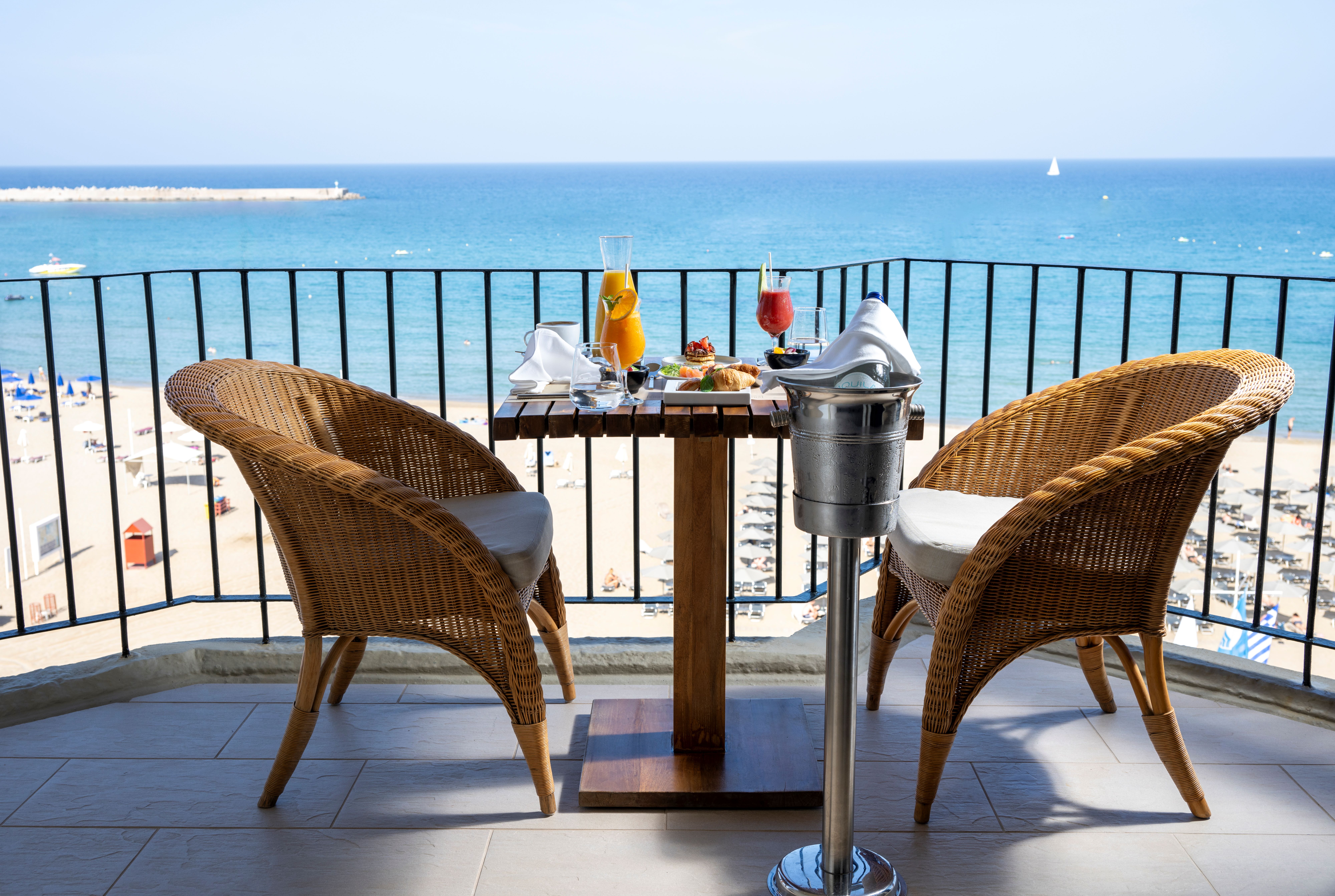 Double or Twin Deluxe Sea Front