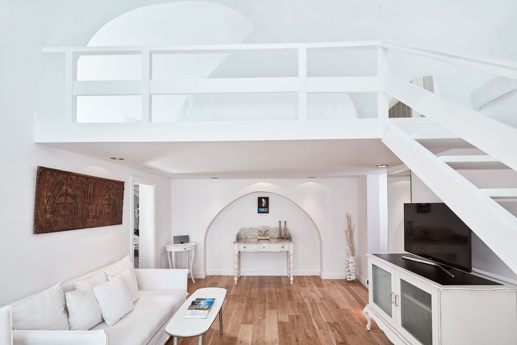 Suite with Private Pool