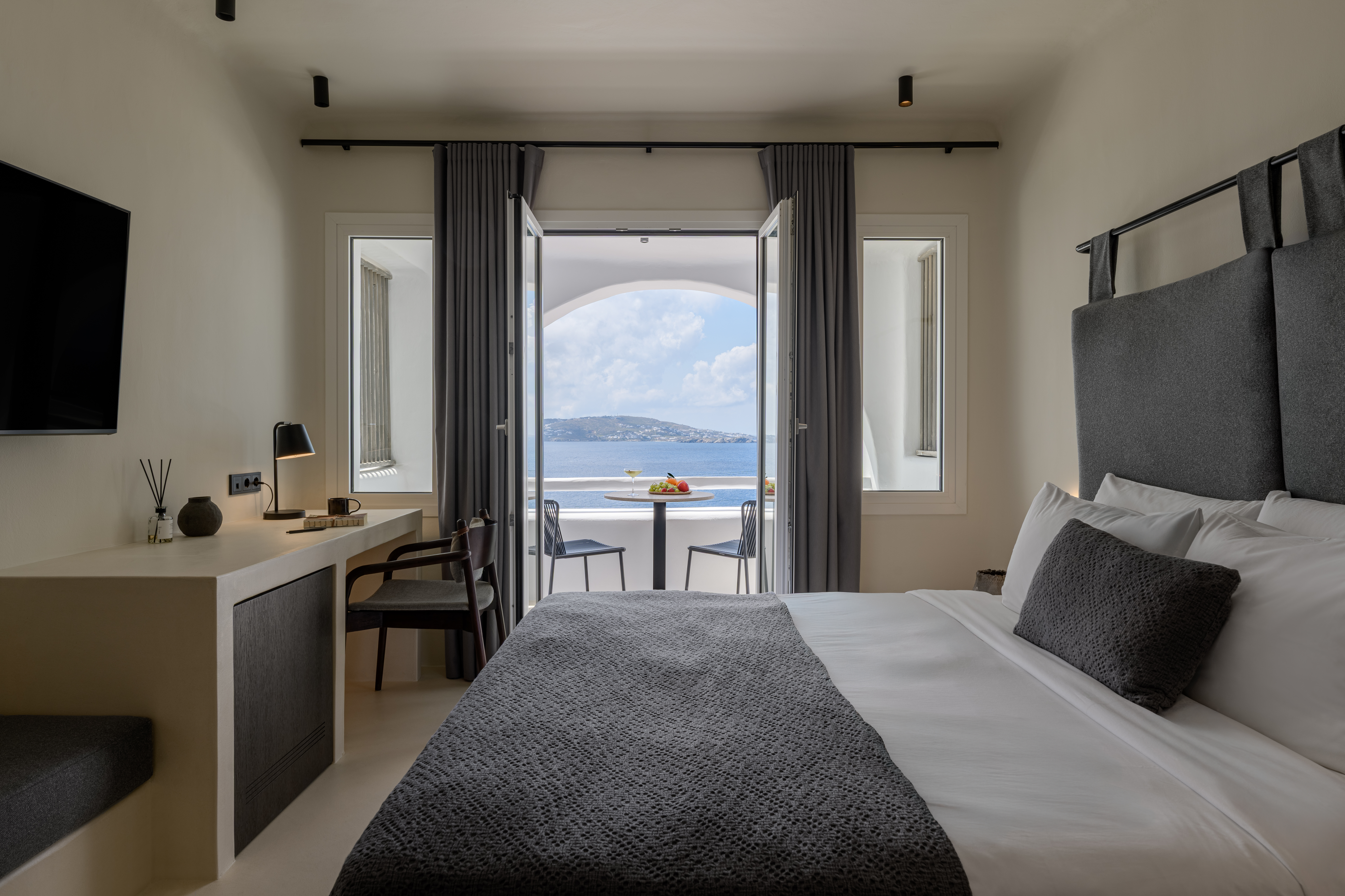 Double or Twin Deluxe Sea View