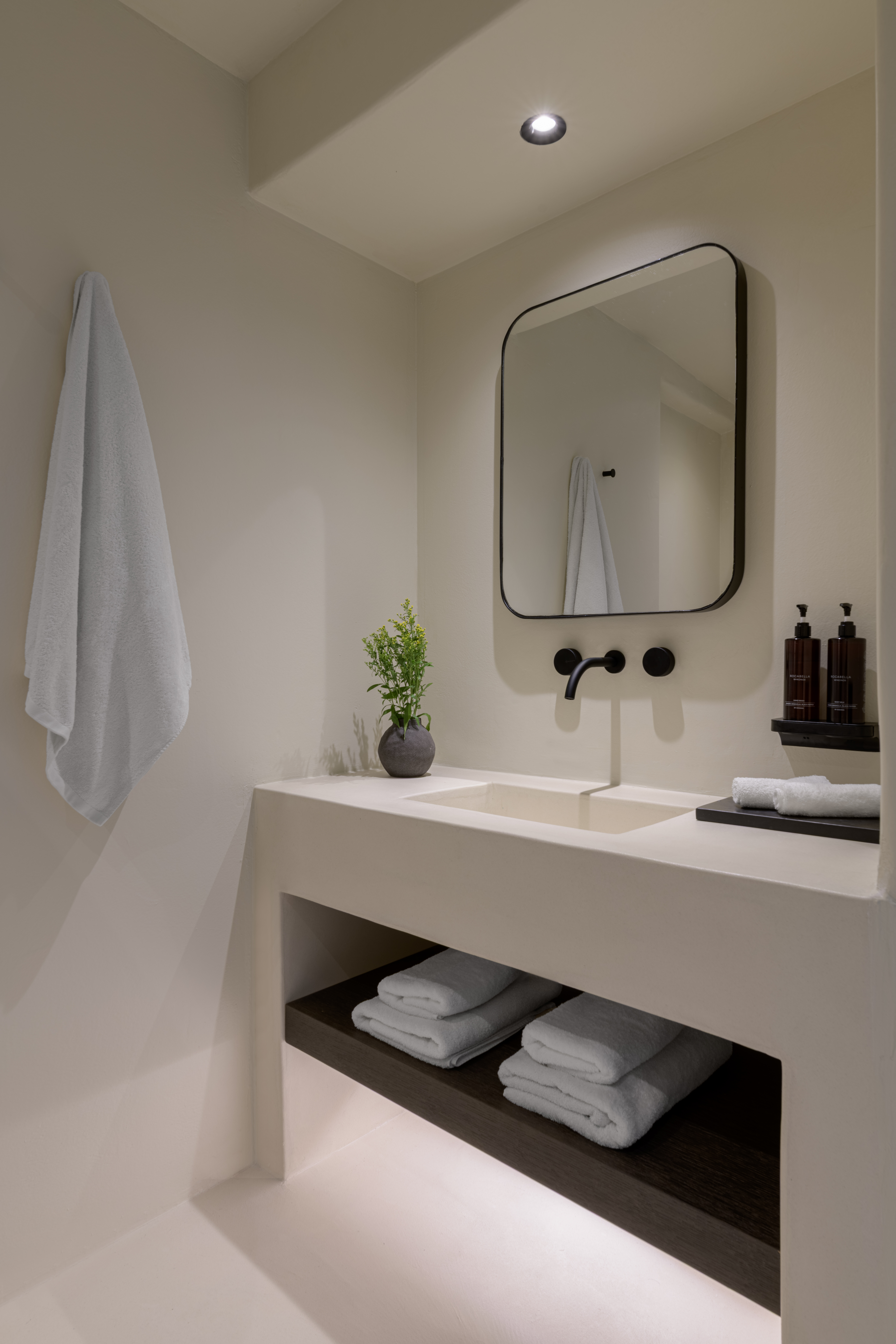 Double or Twin Deluxe Sea View