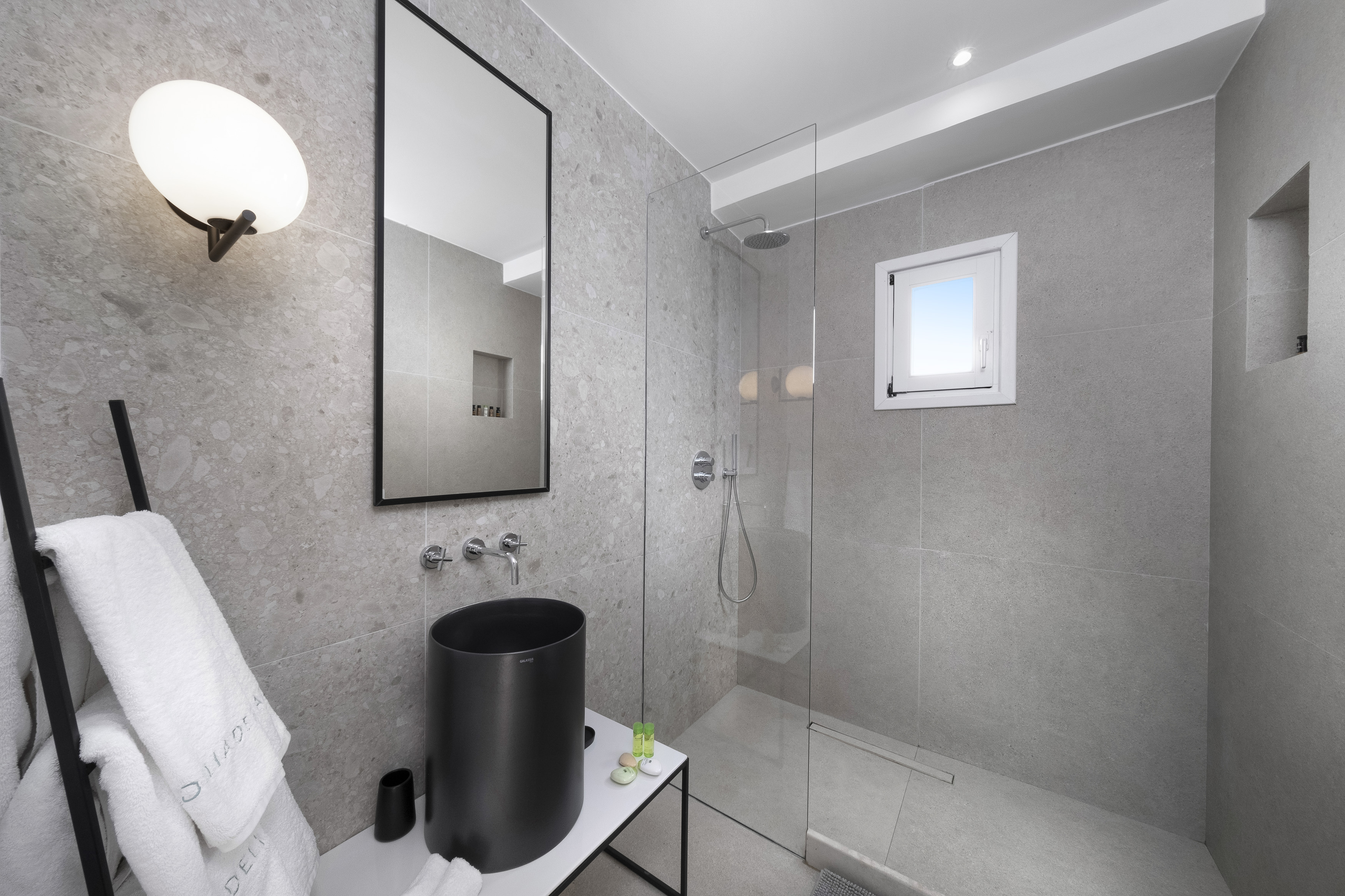 Junior Suite with Jacuzzi