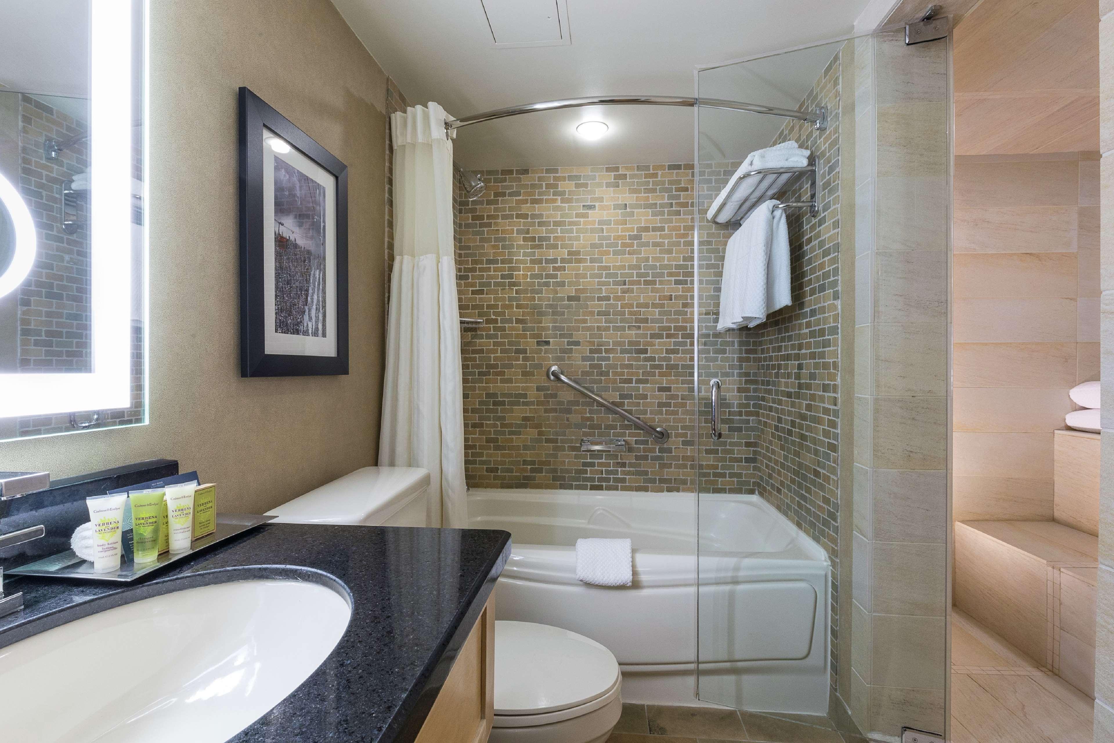 Suite Two Bedrooms Two Bathrooms