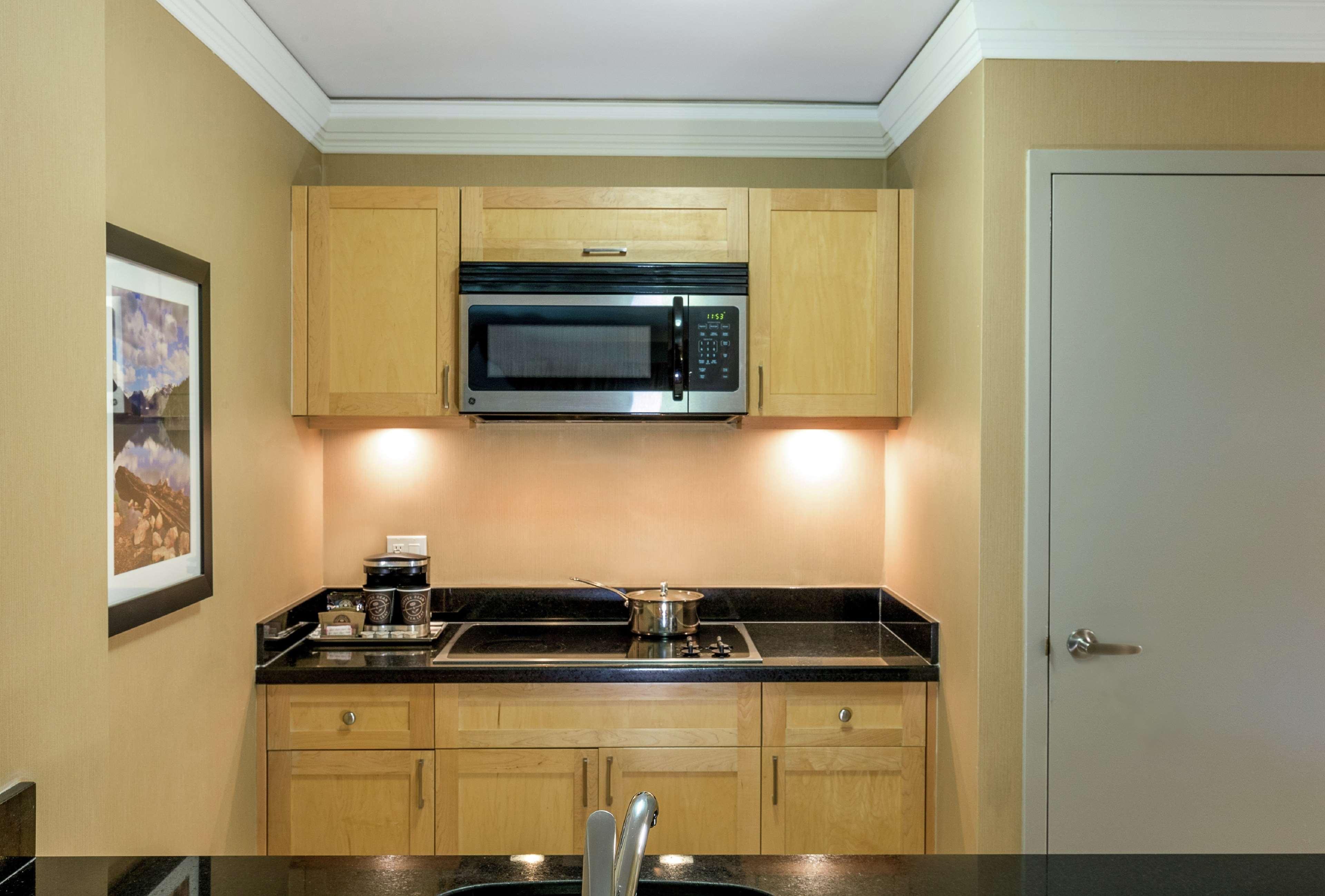 Suite Two Bedrooms Two Bathrooms