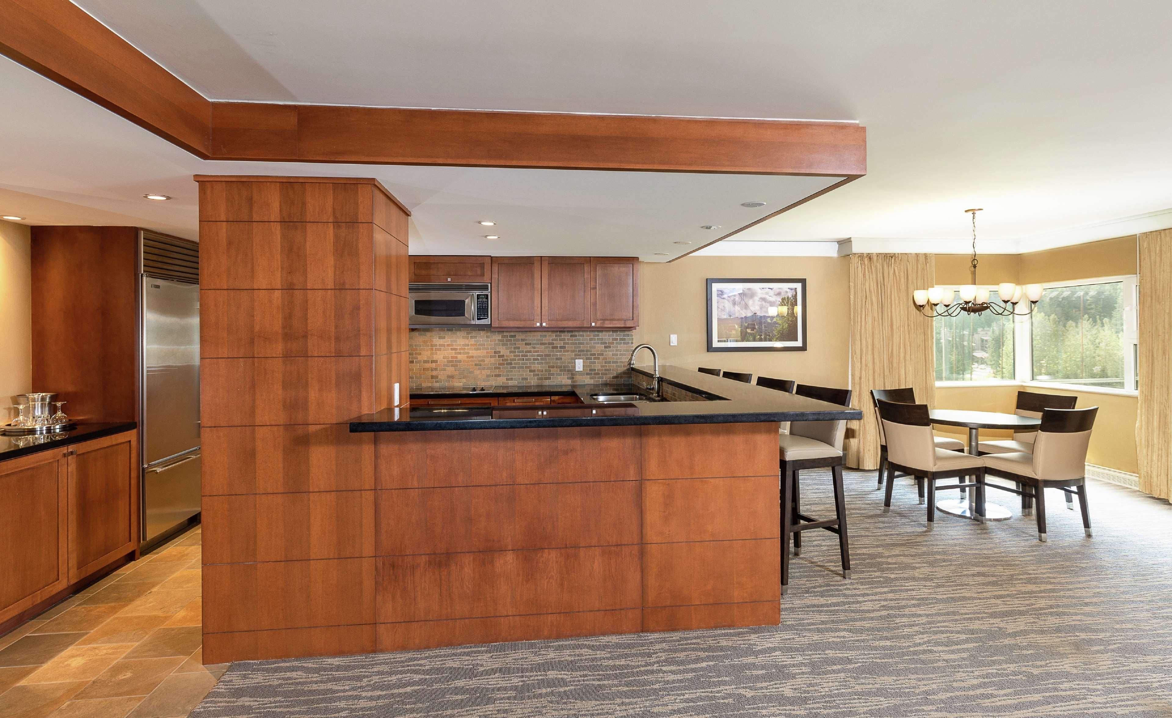 Suite Two King Beds