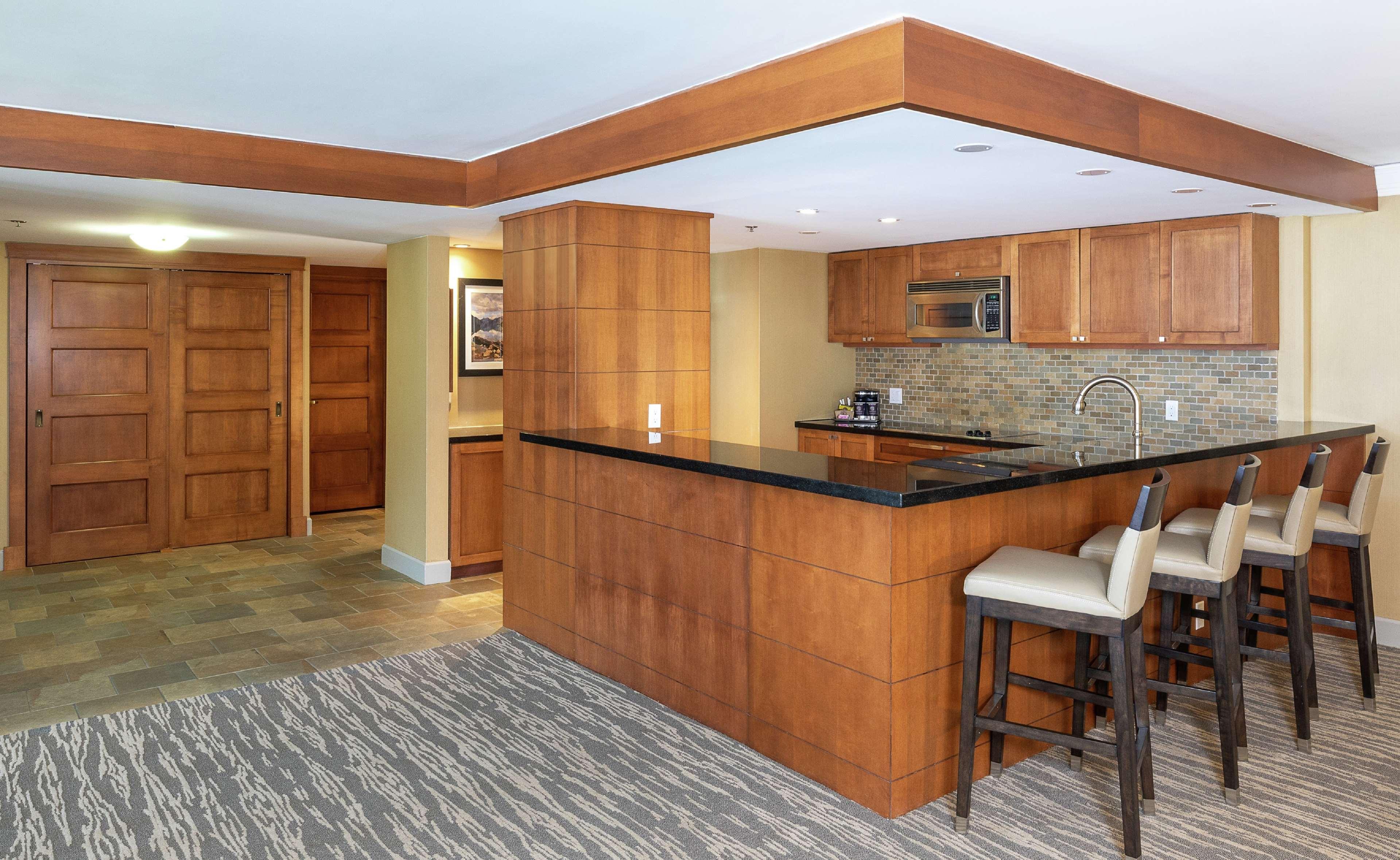 Suite Two King Beds