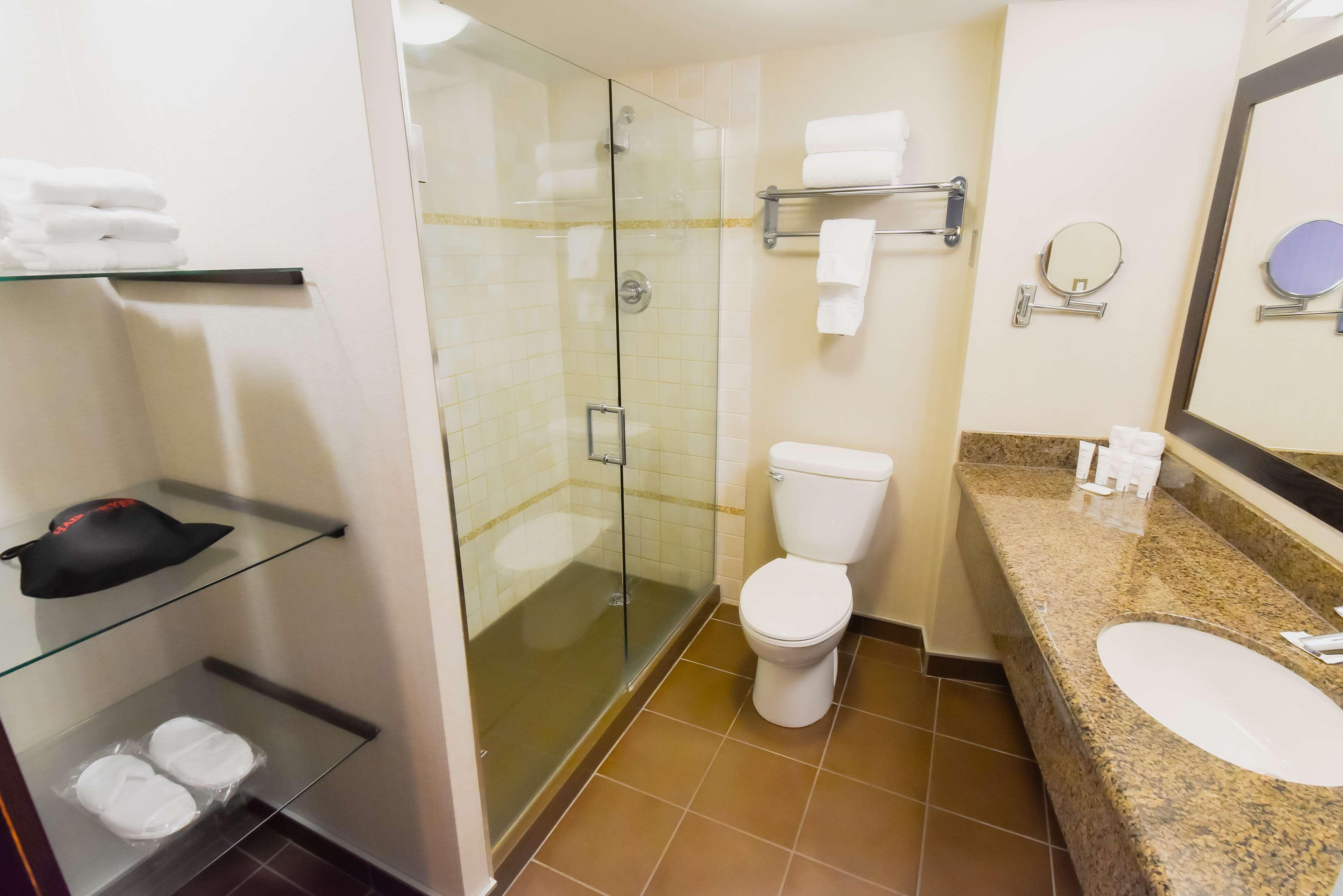 Room Two Double Beds Non Smoking