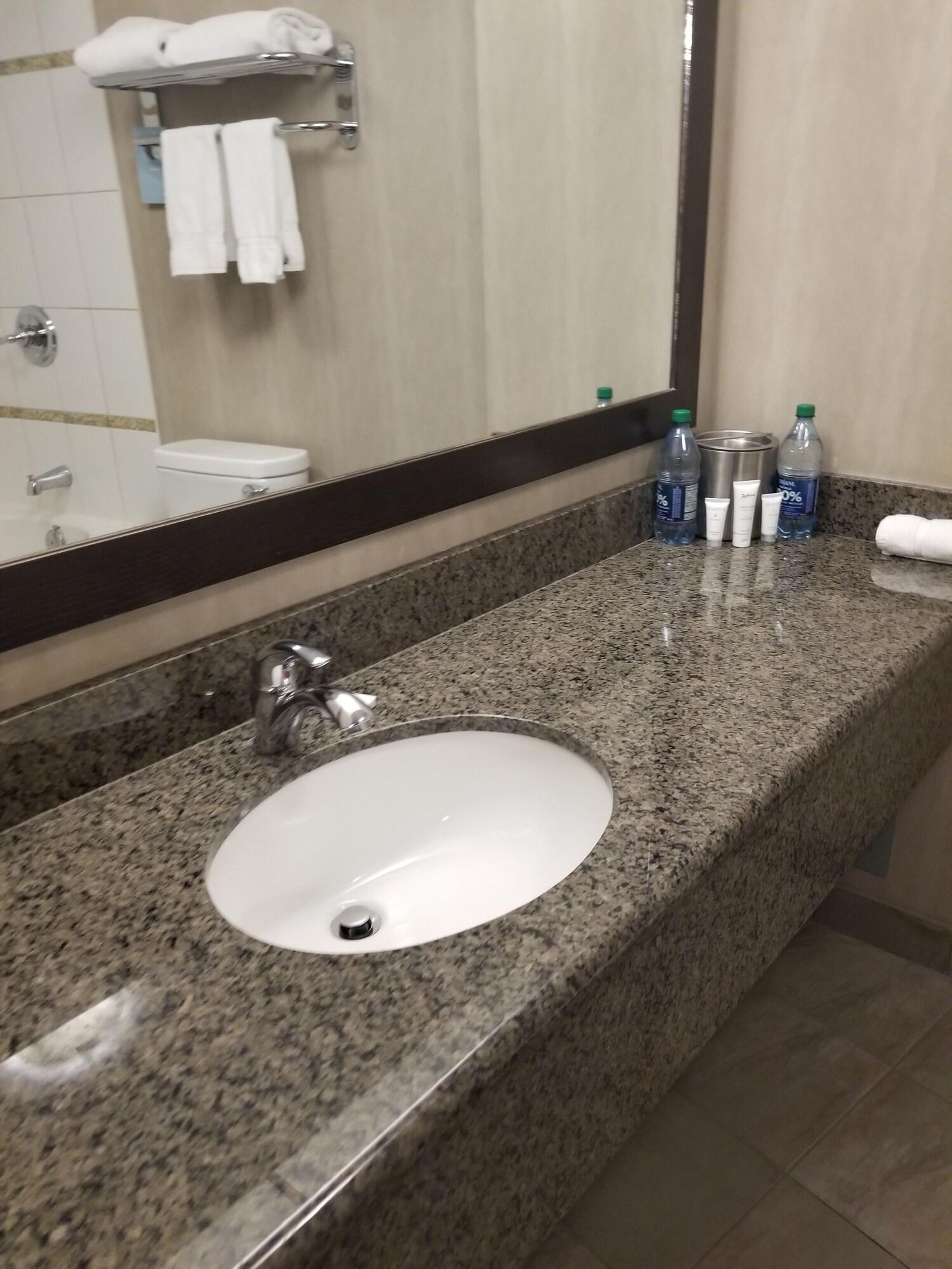 Quadruple Superior Non Smoking