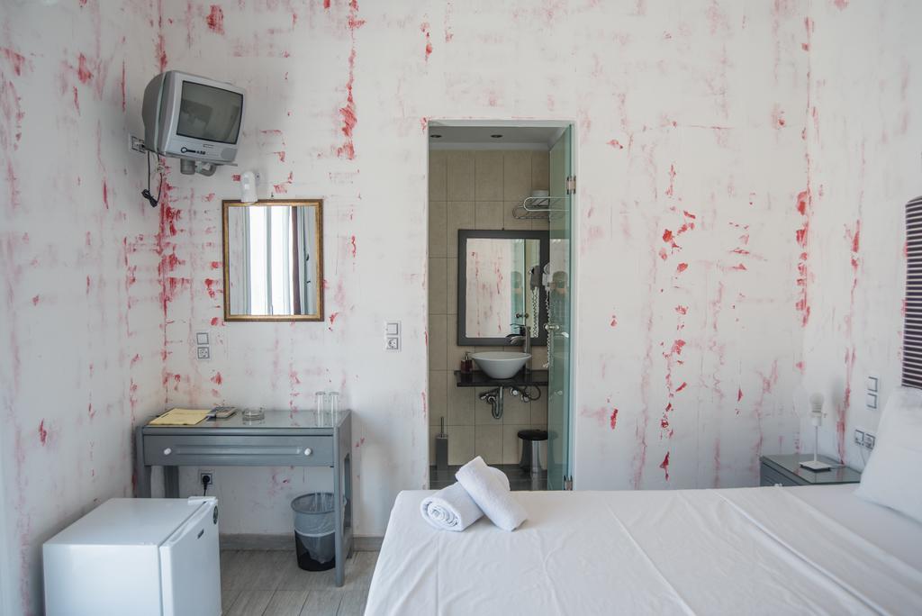 Double or Twin Mountain View