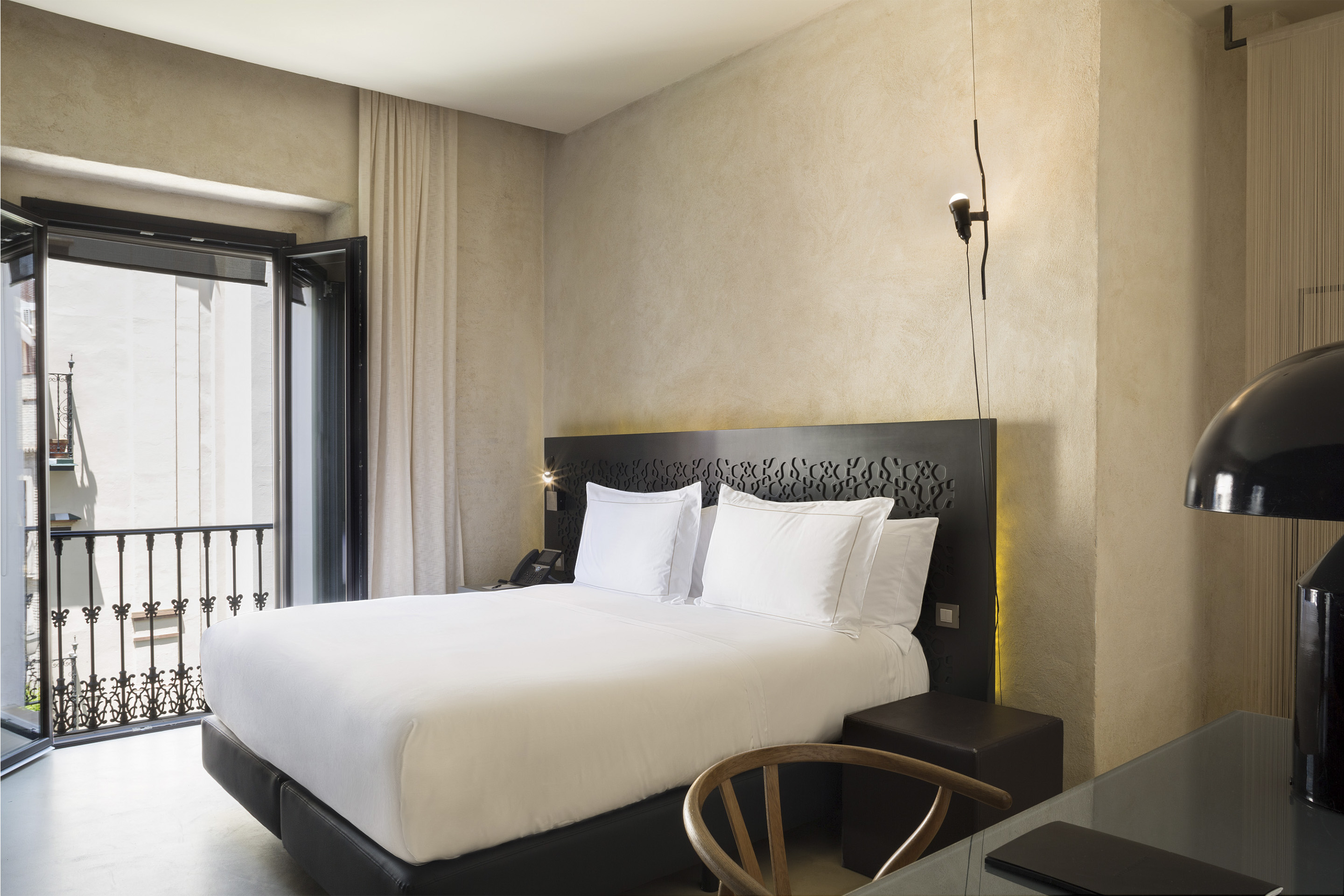 Double or Twin Deluxe