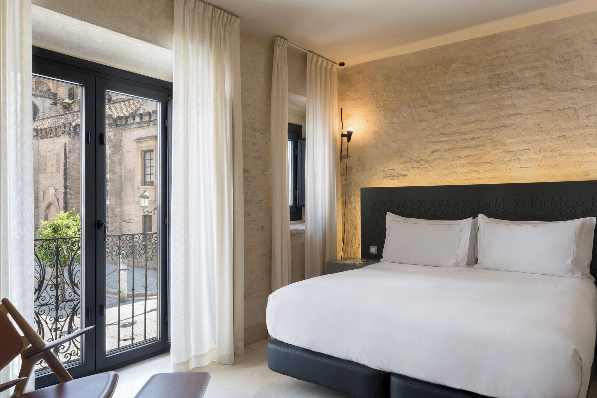 Junior Suite with Views