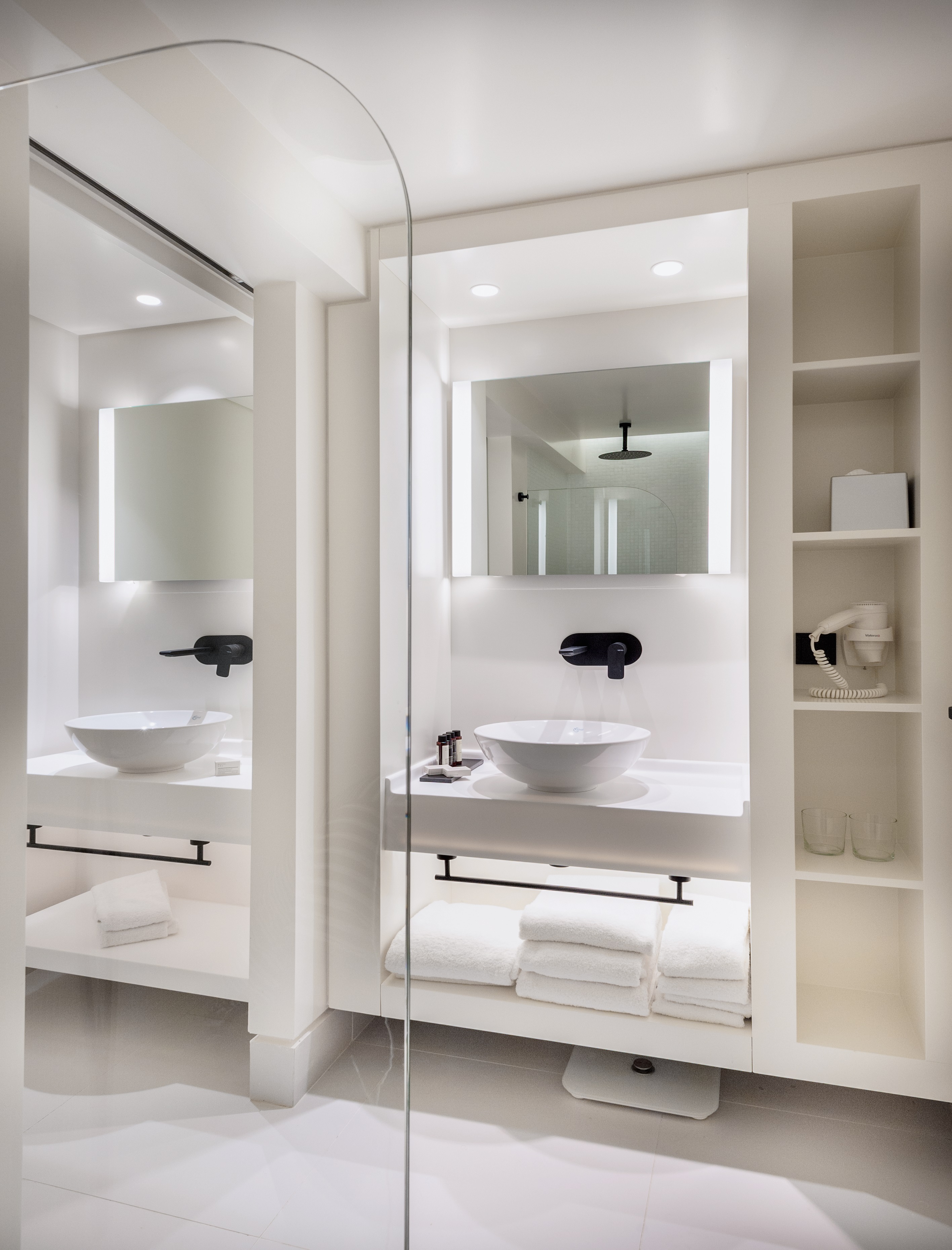 Double or Twin Deluxe