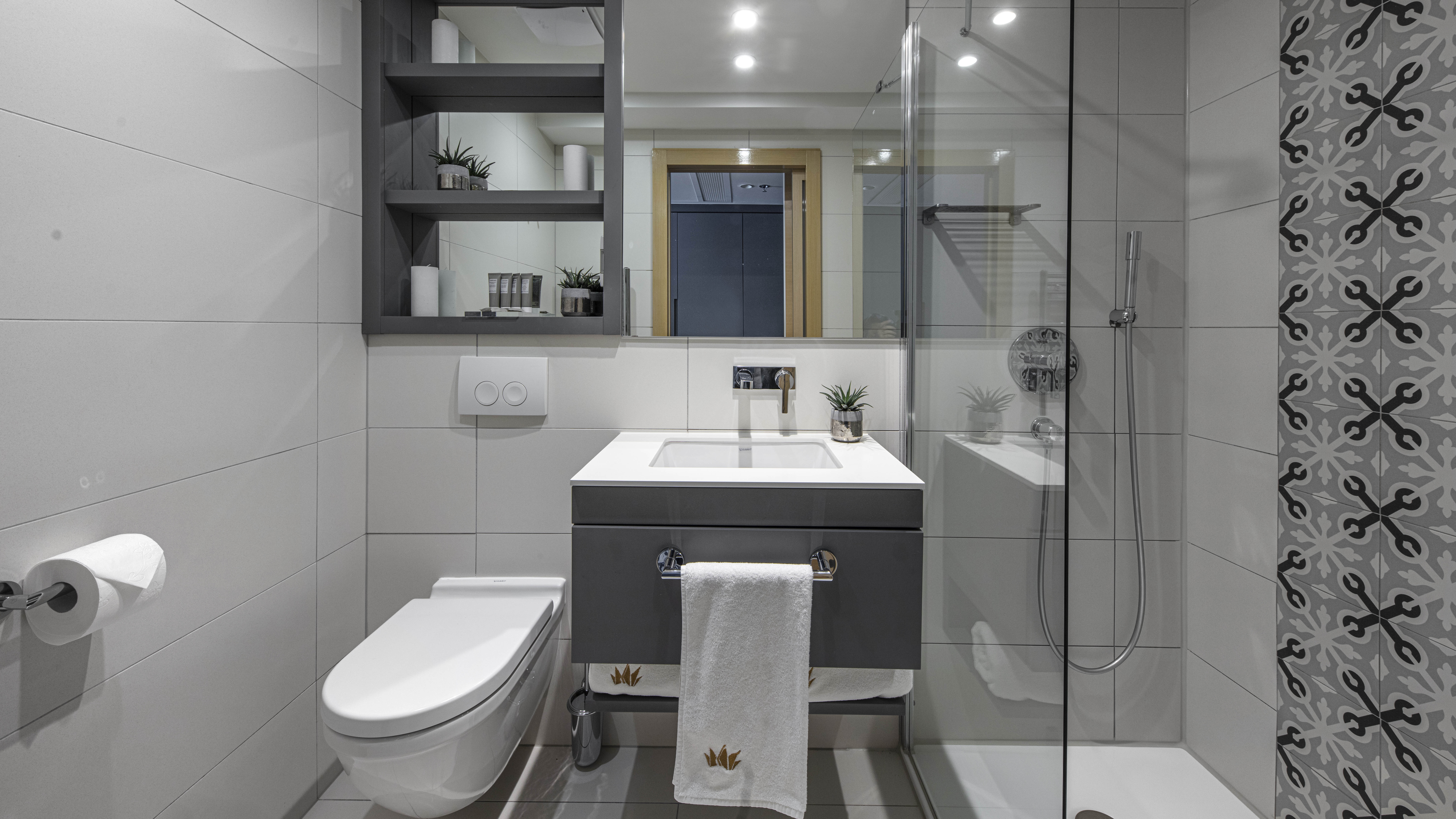 Double Single with Balcony