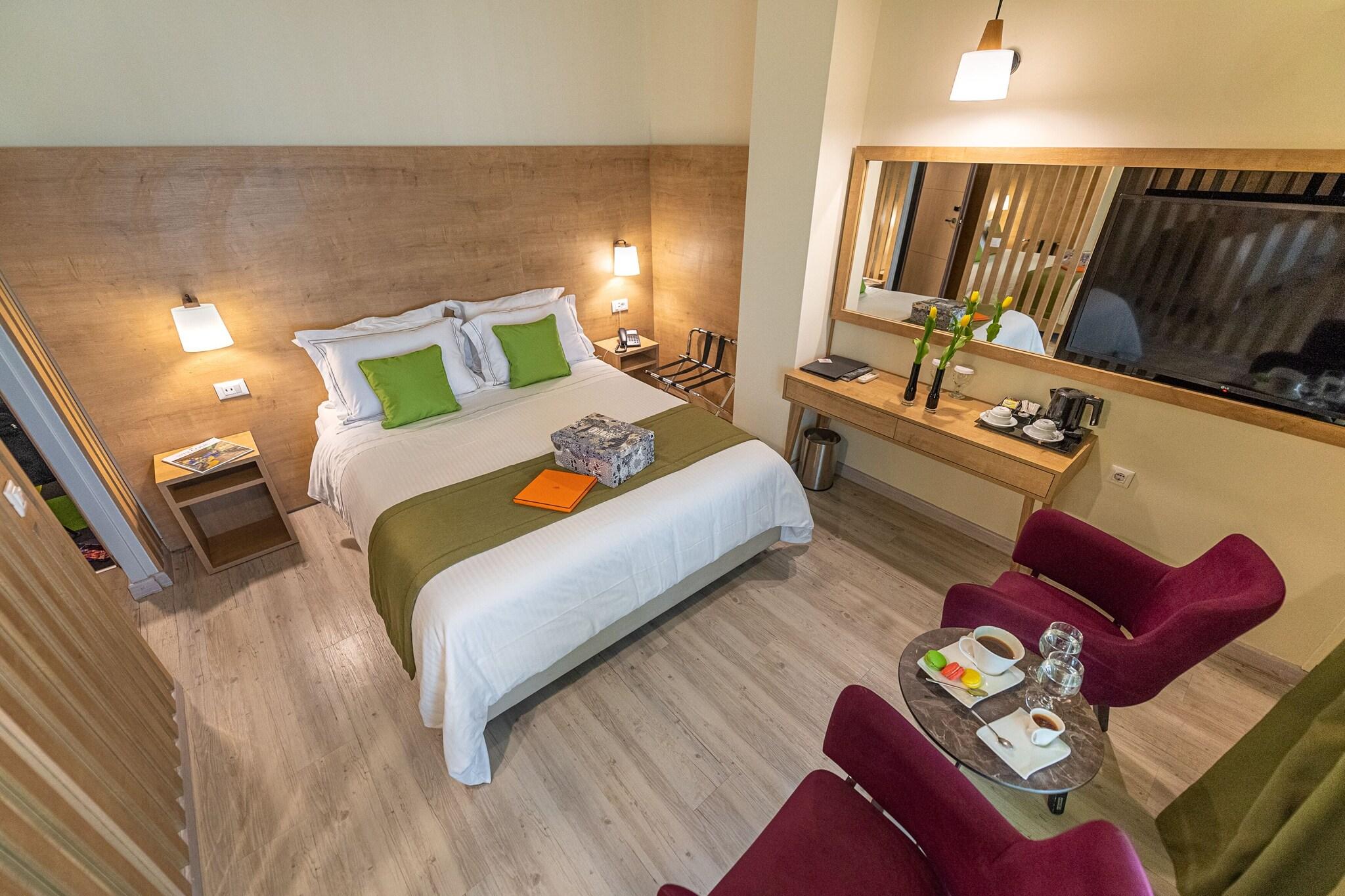 Double Executive King Bed