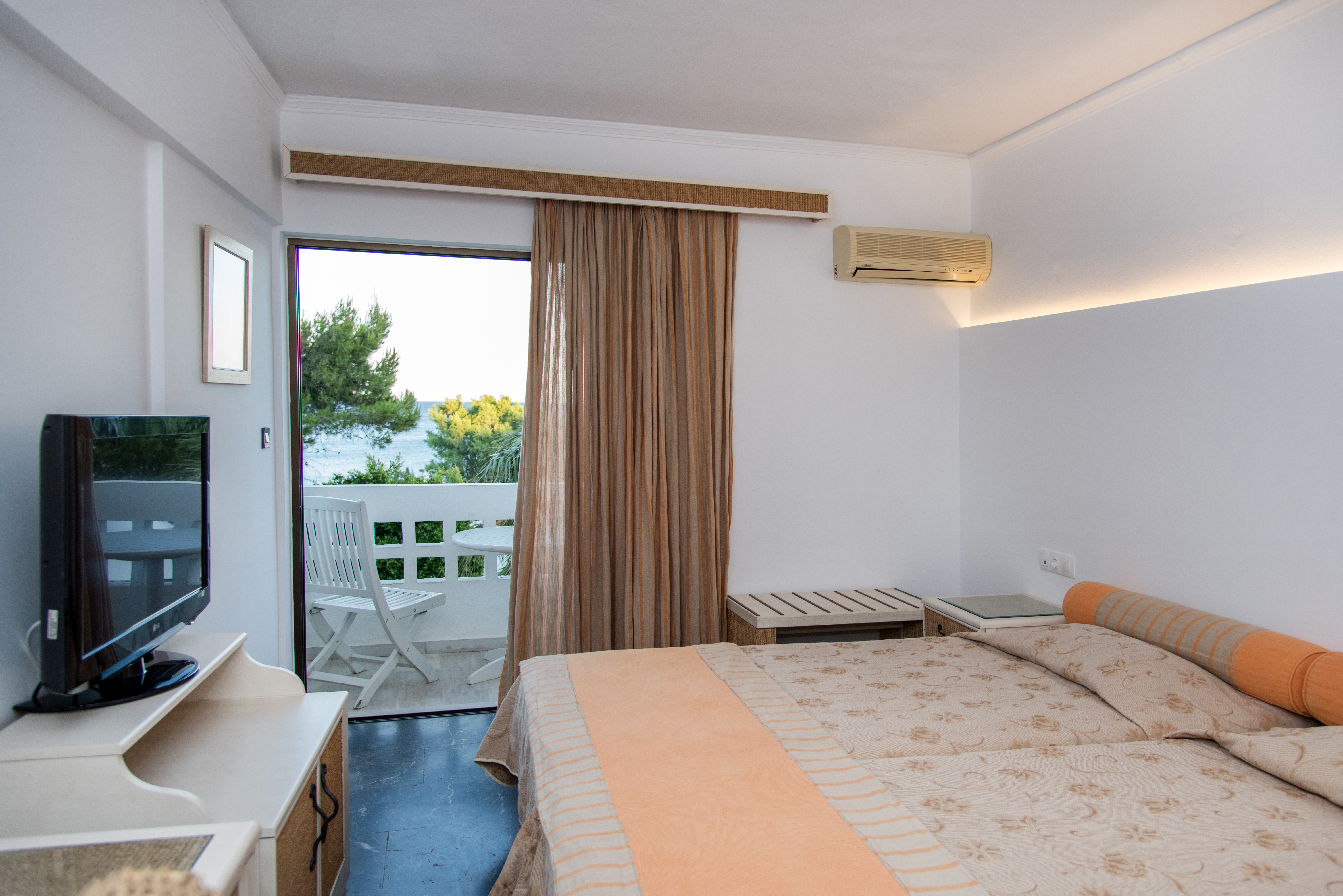 Double or Twin Sea View