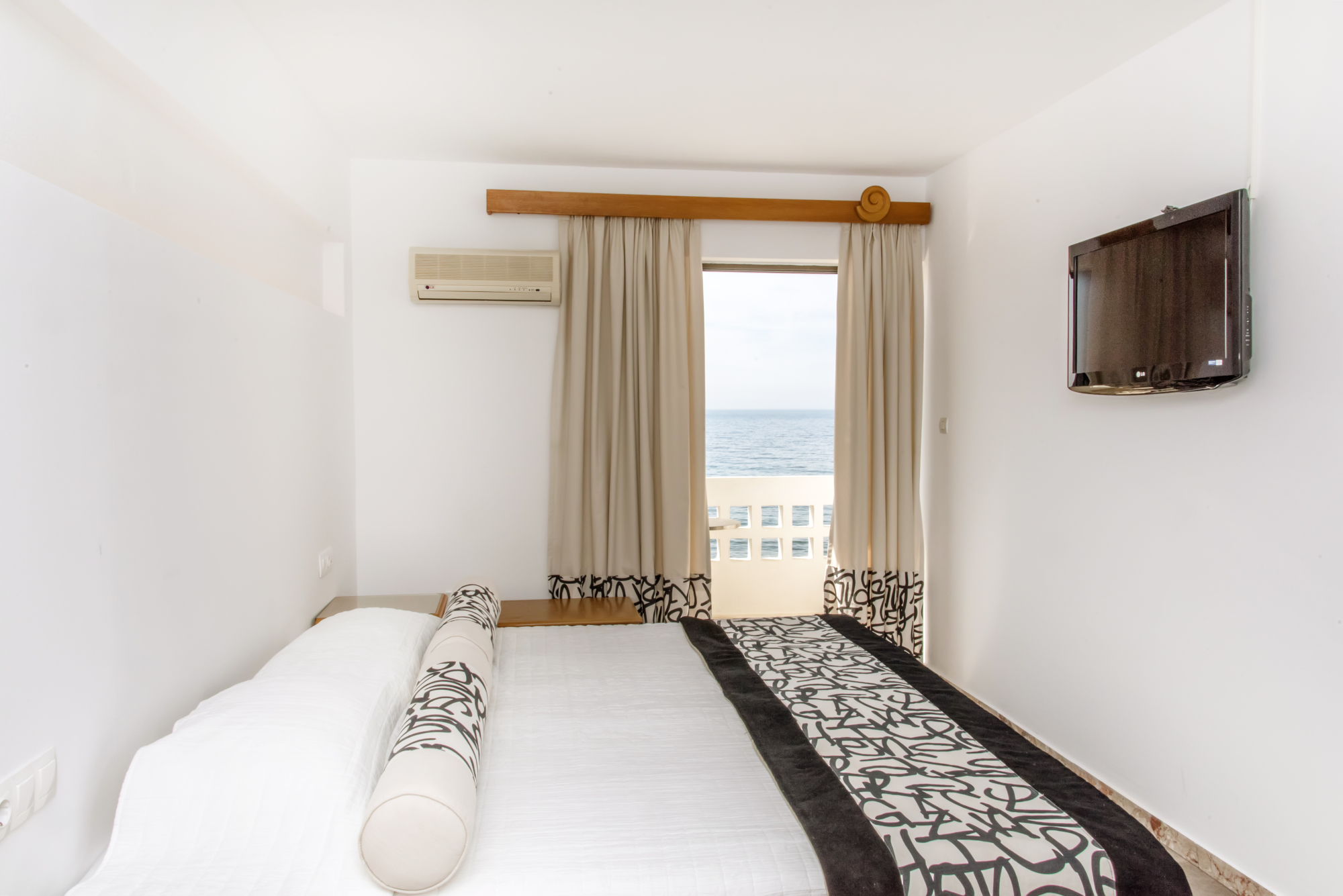 Double or Twin Sea View